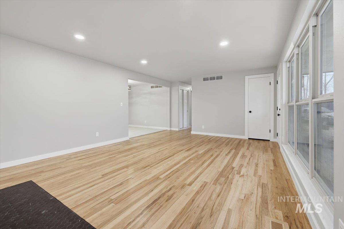 2123 W Lemhi St, Boise, Idaho 83705-4280, 3 Bedrooms, 1.5 Bathrooms, Residential For Sale, Price $549,000, 98978223