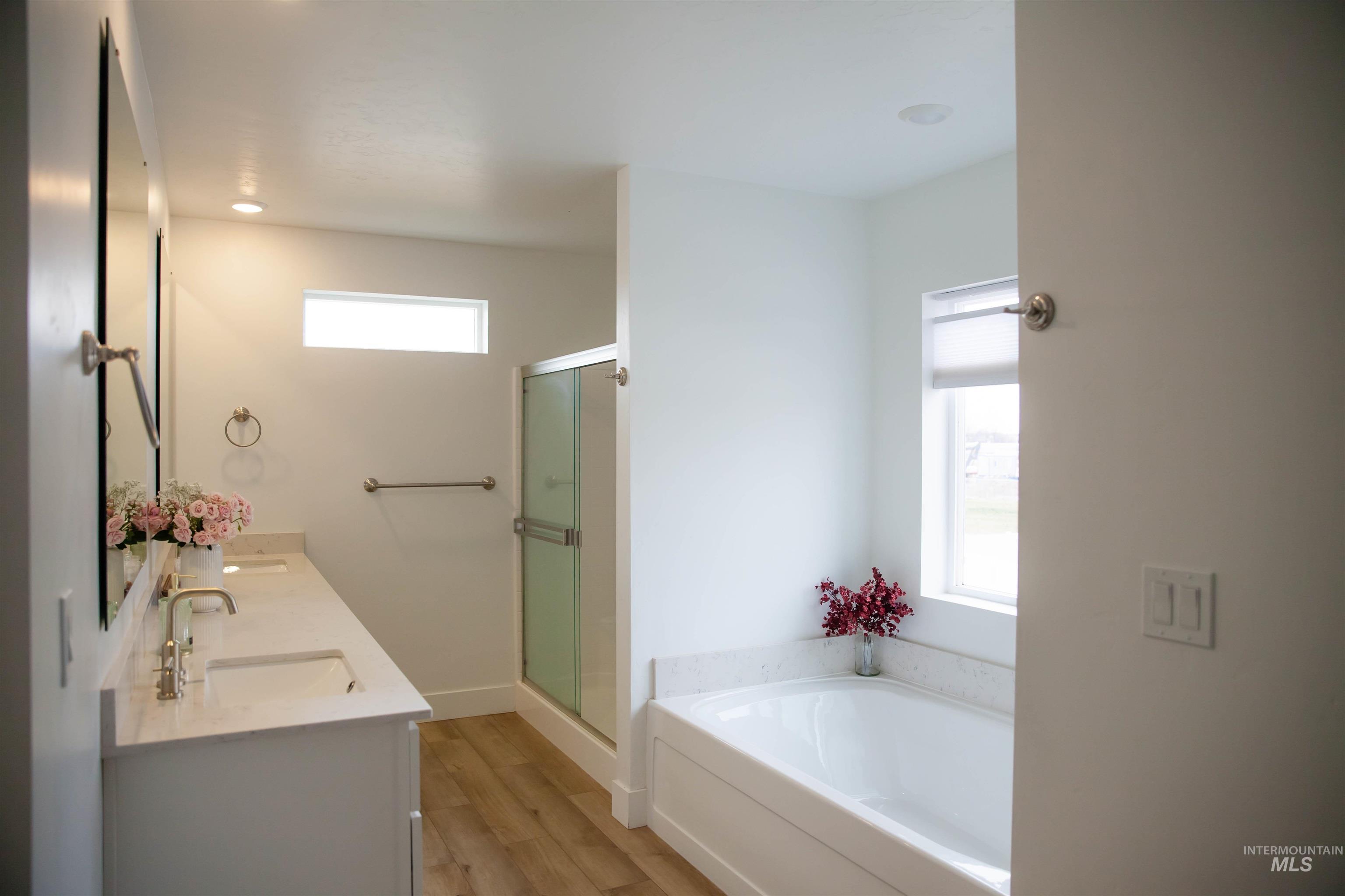 151 Insight Ct., Middleton, Idaho 83644, 5 Bedrooms, 3 Bathrooms, Residential For Sale, Price $627,500,MLS 98978225