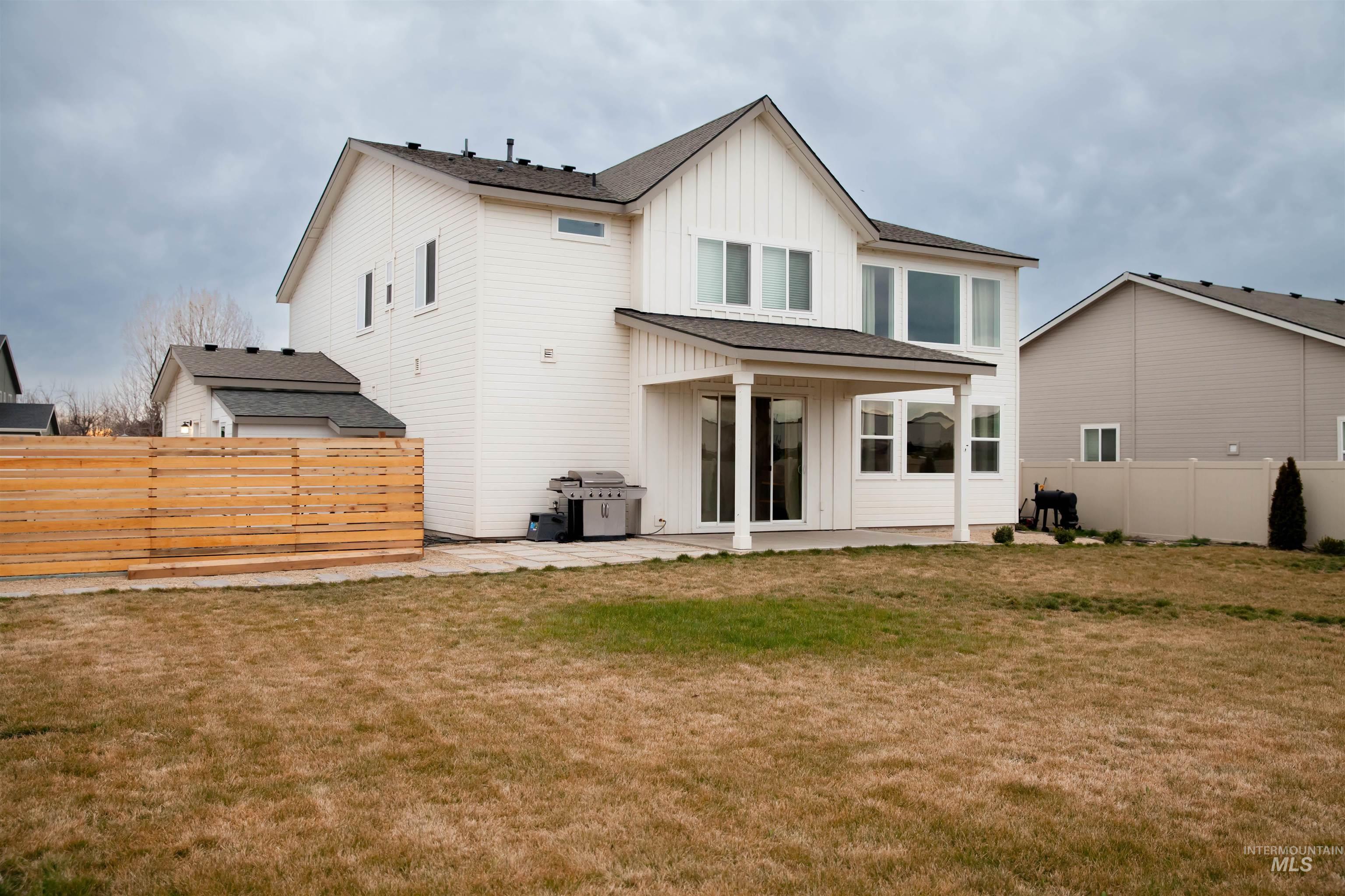 151 Insight Ct., Middleton, Idaho 83644, 5 Bedrooms, 3 Bathrooms, Residential For Sale, Price $627,500,MLS 98978225