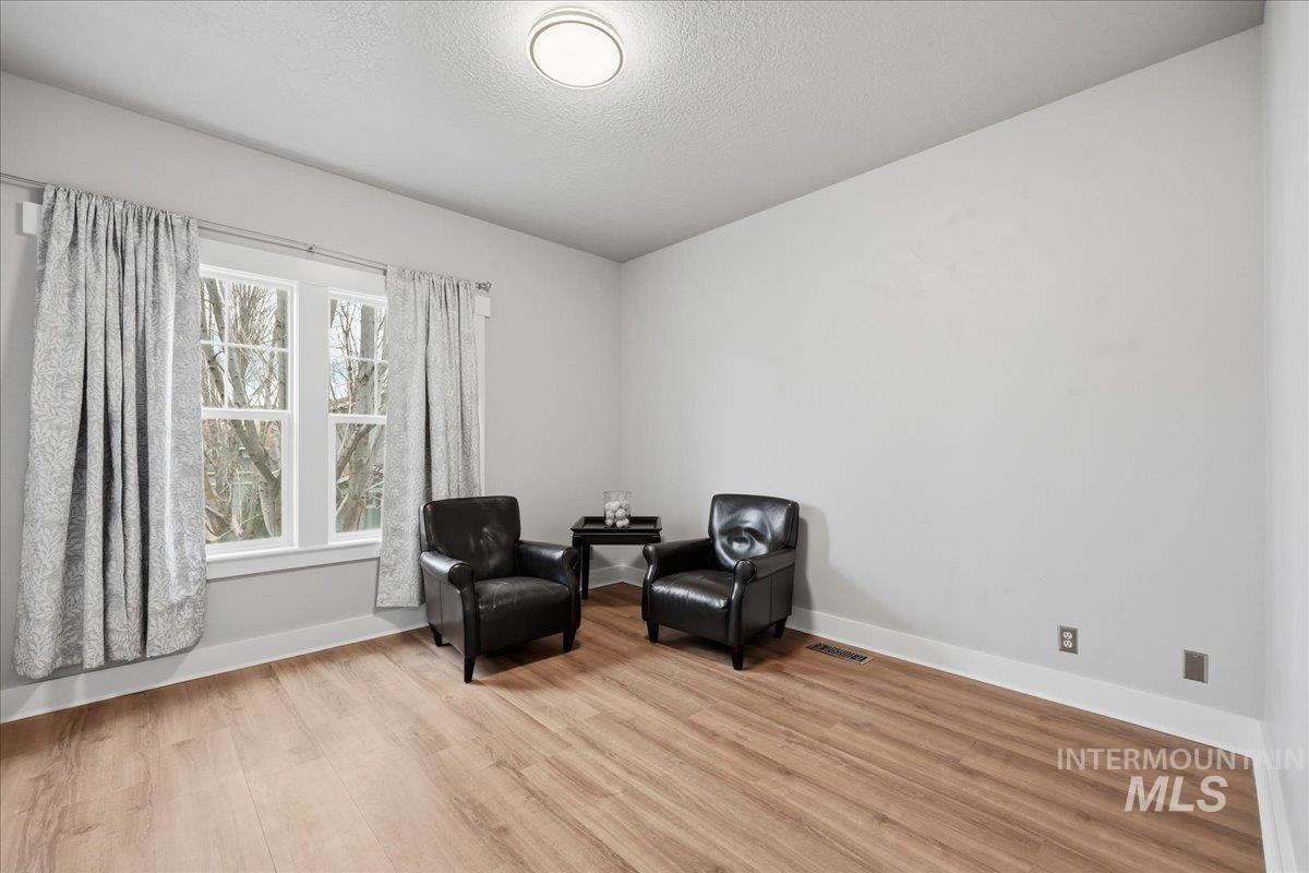 7177 W Tobi Ct, Boise, Idaho 83714, 3 Bedrooms, 2.5 Bathrooms, Residential For Sale, Price $489,900,MLS 98978228