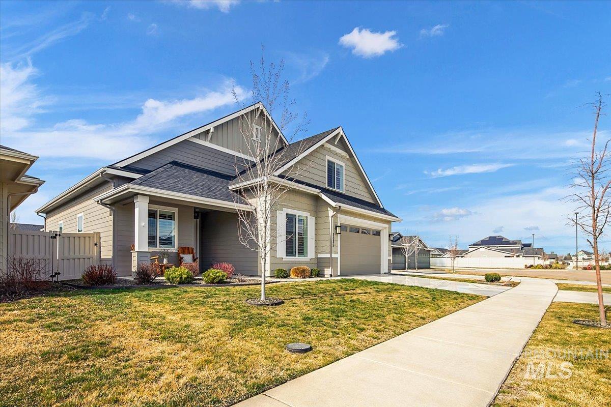 2085 N Concha Ct, Middleton, Idaho 83644, 3 Bedrooms, 2.5 Bathrooms, Residential For Sale, Price $589,000, 98978230