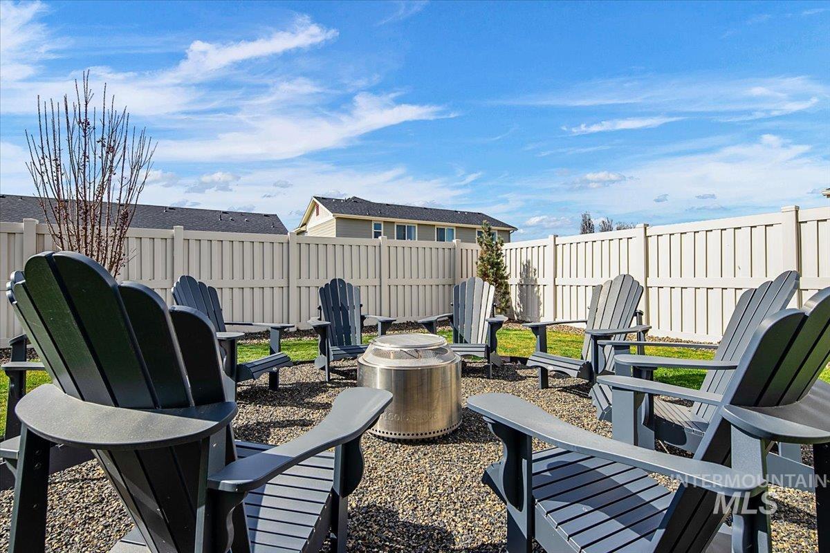 2085 N Concha Ct, Middleton, Idaho 83644, 3 Bedrooms, 2.5 Bathrooms, Residential For Sale, Price $589,000, 98978230