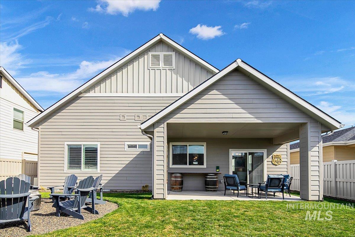 2085 N Concha Ct, Middleton, Idaho 83644, 3 Bedrooms, 2.5 Bathrooms, Residential For Sale, Price $589,000, 98978230