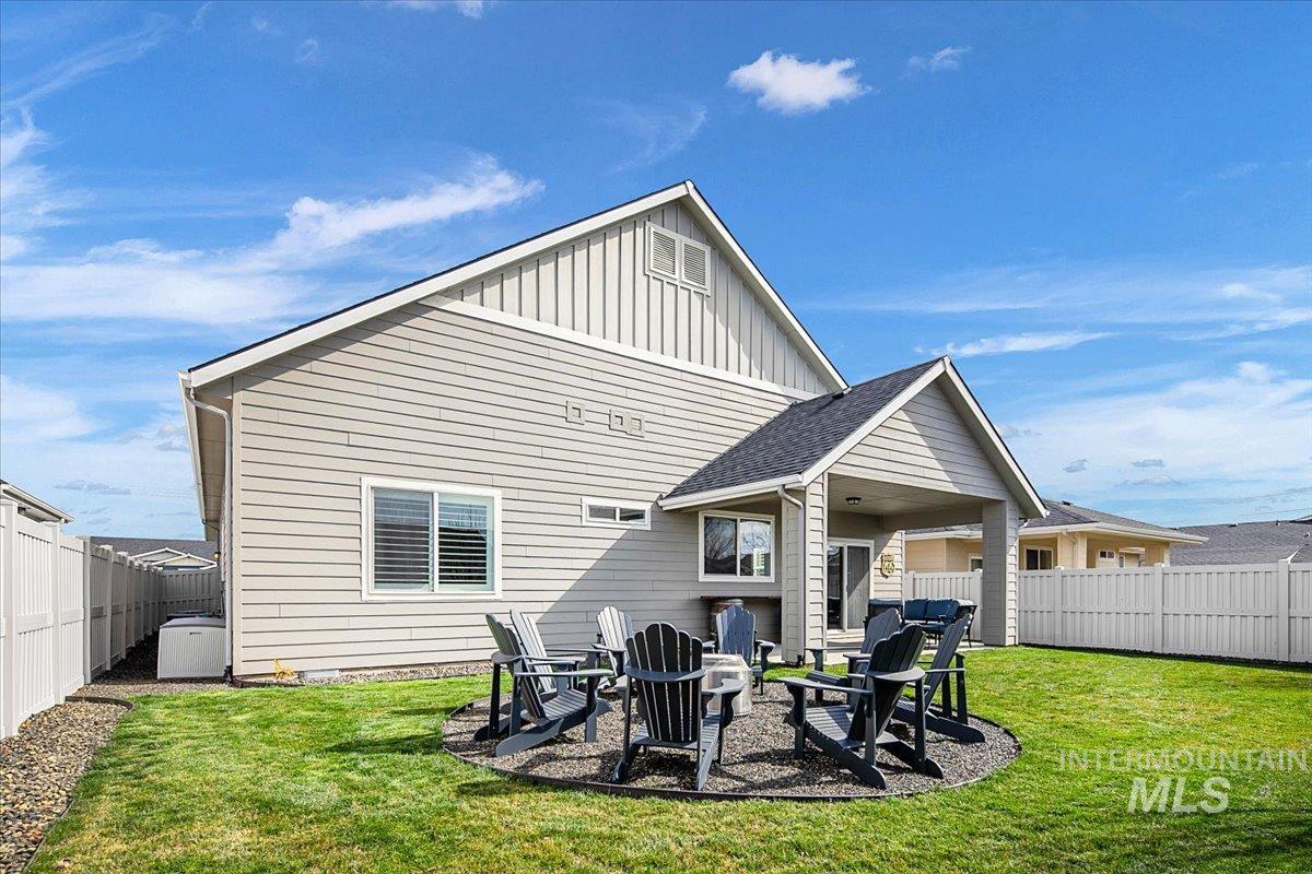 2085 N Concha Ct, Middleton, Idaho 83644, 3 Bedrooms, 2.5 Bathrooms, Residential For Sale, Price $589,000, 98978230