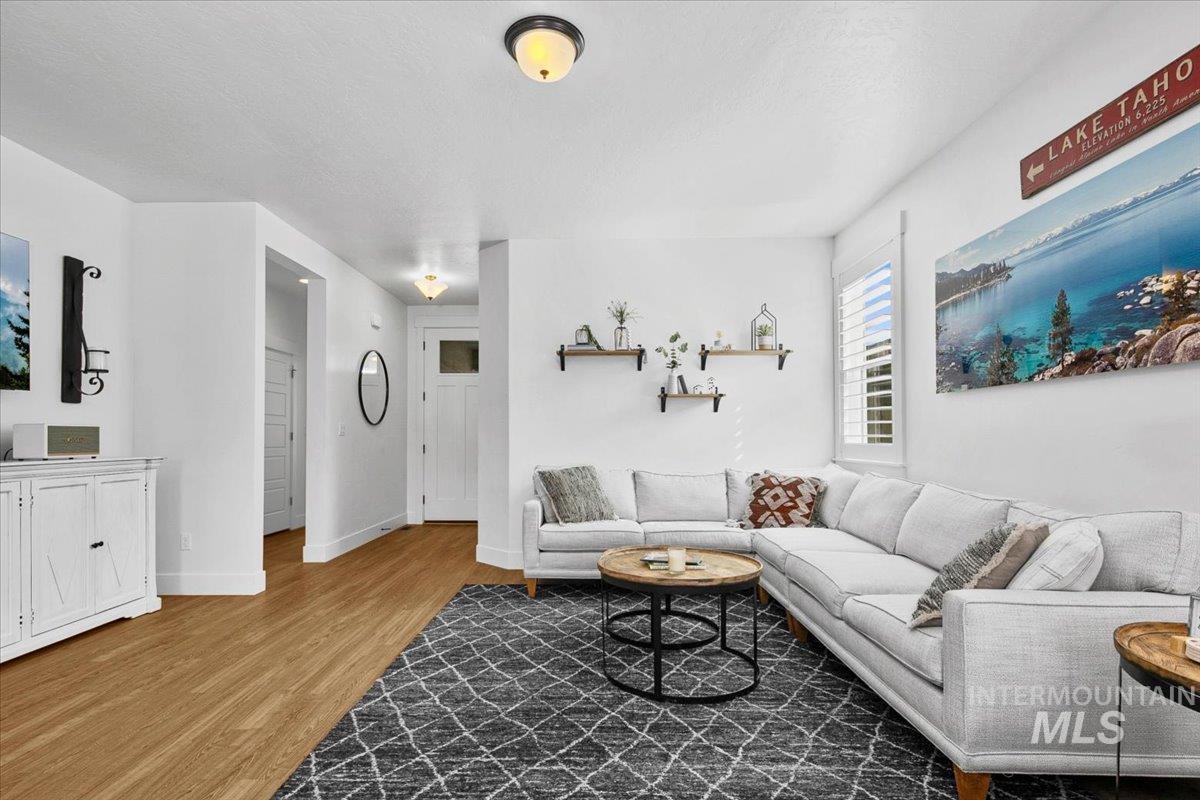 2085 N Concha Ct, Middleton, Idaho 83644, 3 Bedrooms, 2.5 Bathrooms, Residential For Sale, Price $589,000, 98978230