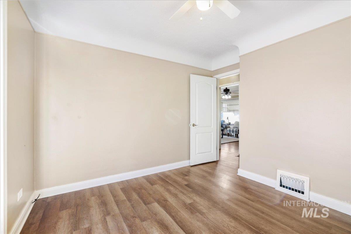 160 Tyler St, Twin Falls, Idaho 83301, 3 Bedrooms, 2 Bathrooms, Residential For Sale, Price $259,900,MLS 98978231