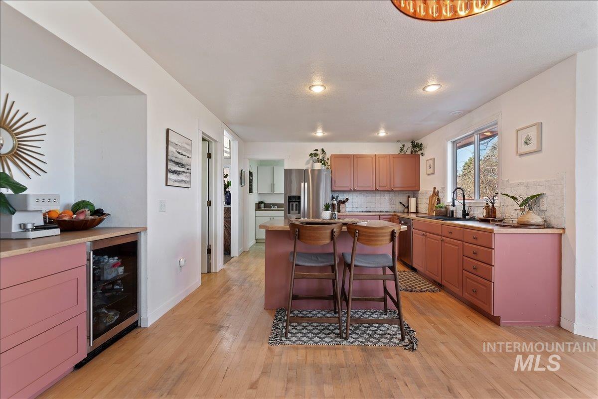 1120 W Clarinda Dr, Meridian, Idaho 83642-2074, 3 Bedrooms, 3 Bathrooms, Residential For Sale, Price $559,000,MLS 98978234