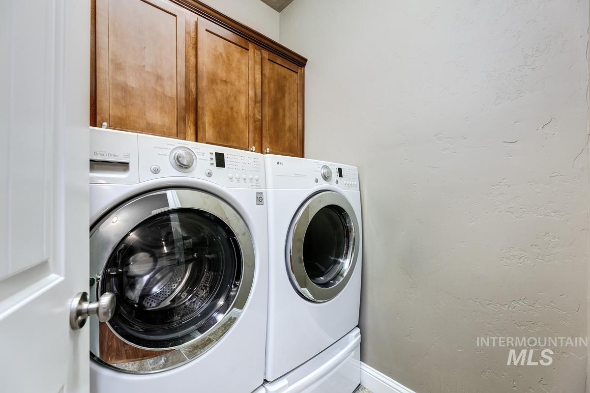 1928 E Mountain Man Dr, Meridian, Idaho 83646, 3 Bedrooms, 2 Bathrooms, Residential For Sale, Price $585,000,MLS 98978235