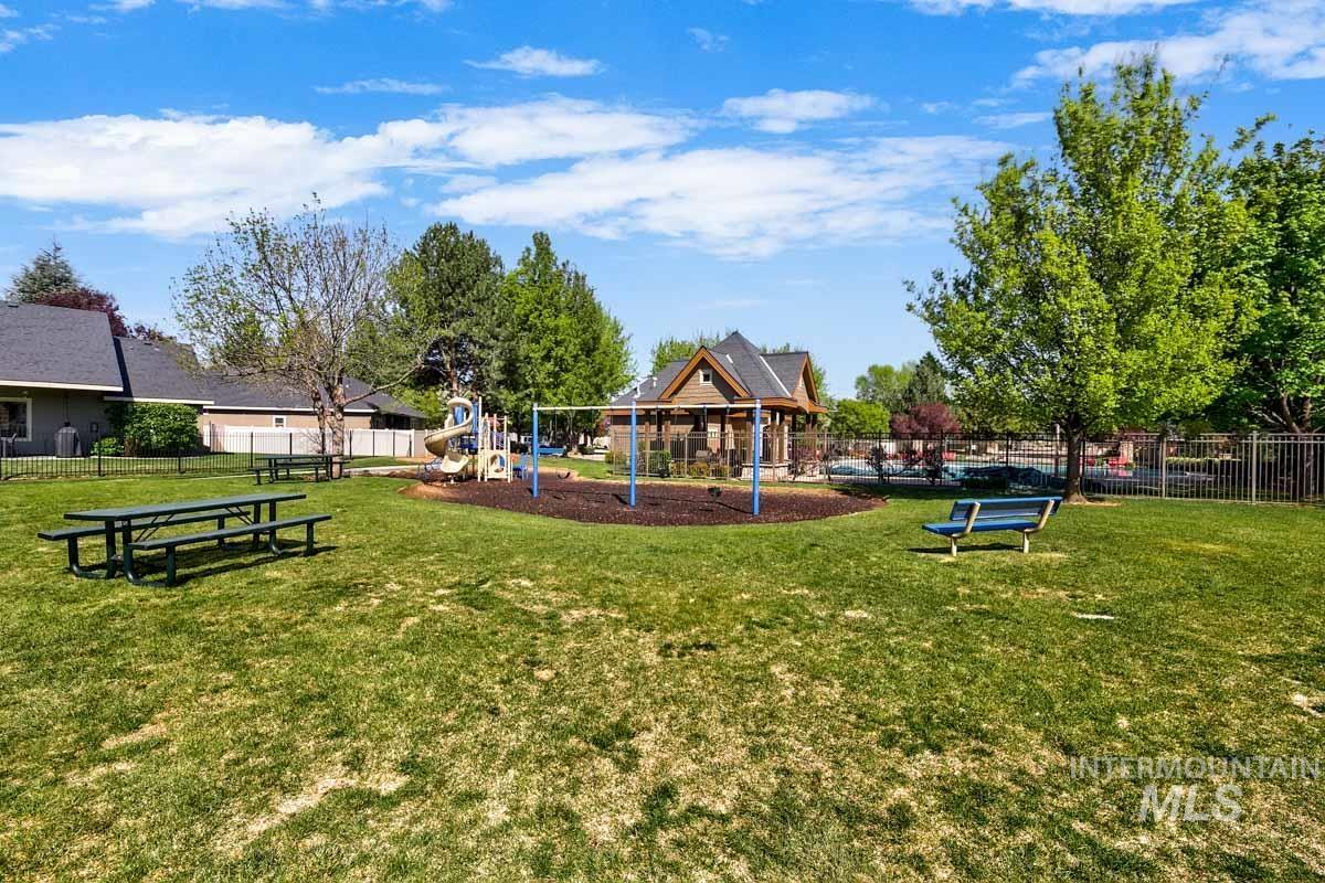 1928 E Mountain Man Dr, Meridian, Idaho 83646, 3 Bedrooms, 2 Bathrooms, Residential For Sale, Price $585,000,MLS 98978235