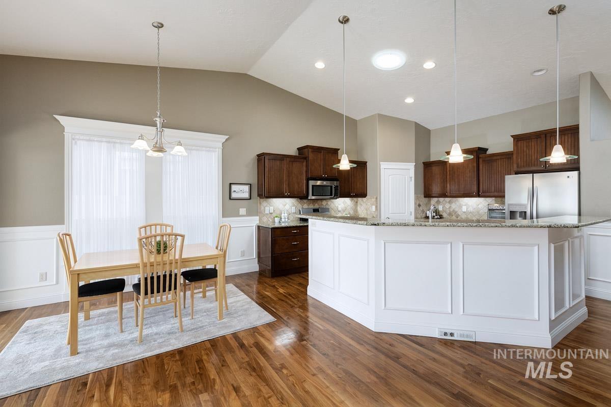 1928 E Mountain Man Dr, Meridian, Idaho 83646, 3 Bedrooms, 2 Bathrooms, Residential For Sale, Price $585,000, 98978235