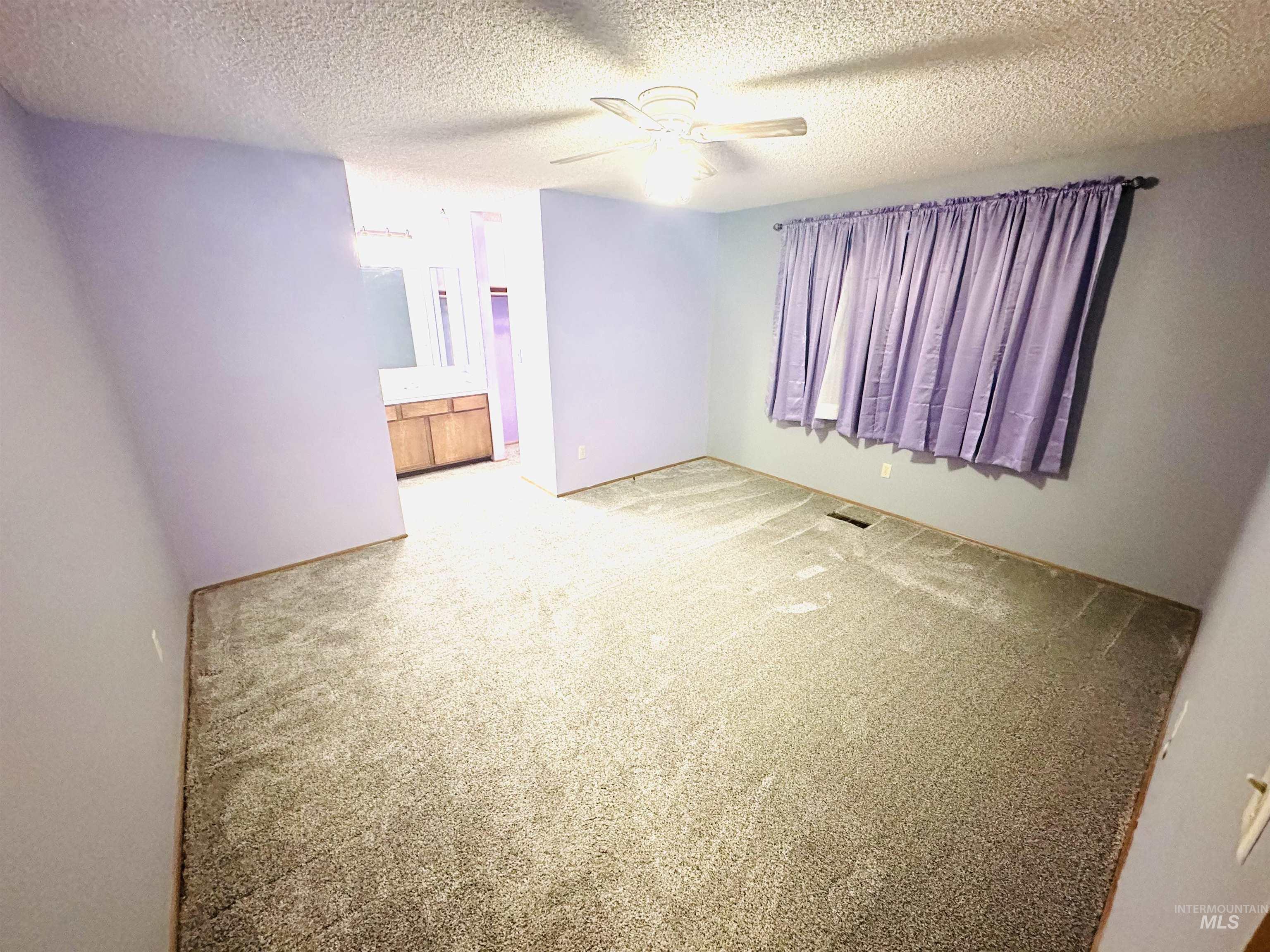 1111 W D ST, Vale, Oregon 97914, 3 Bedrooms, 2 Bathrooms, Residential For Sale, Price $280,000,MLS 98978236