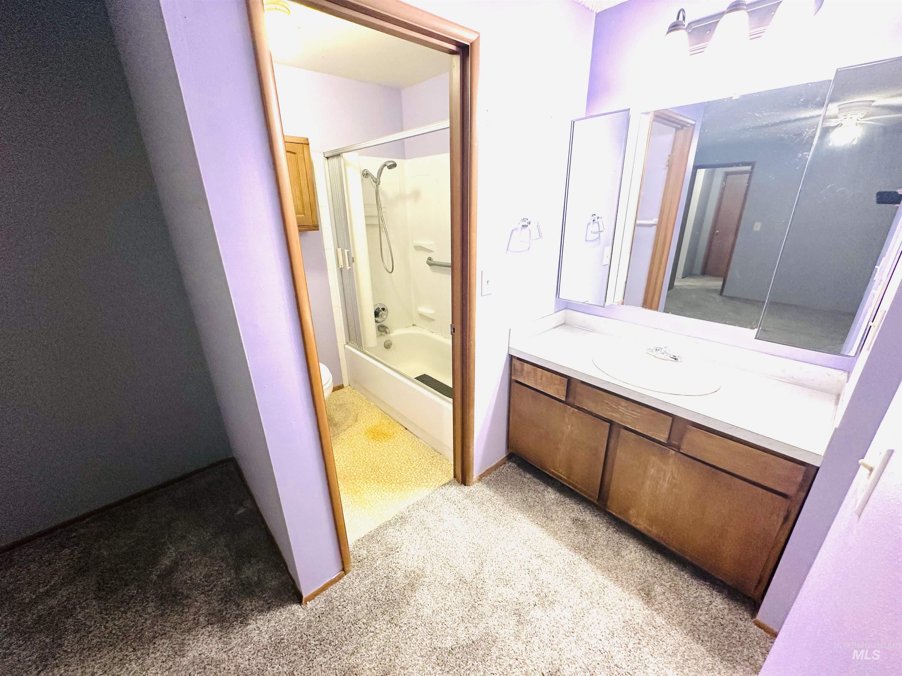 1111 W D ST, Vale, Oregon 97914, 3 Bedrooms, 2 Bathrooms, Residential For Sale, Price $280,000,MLS 98978236