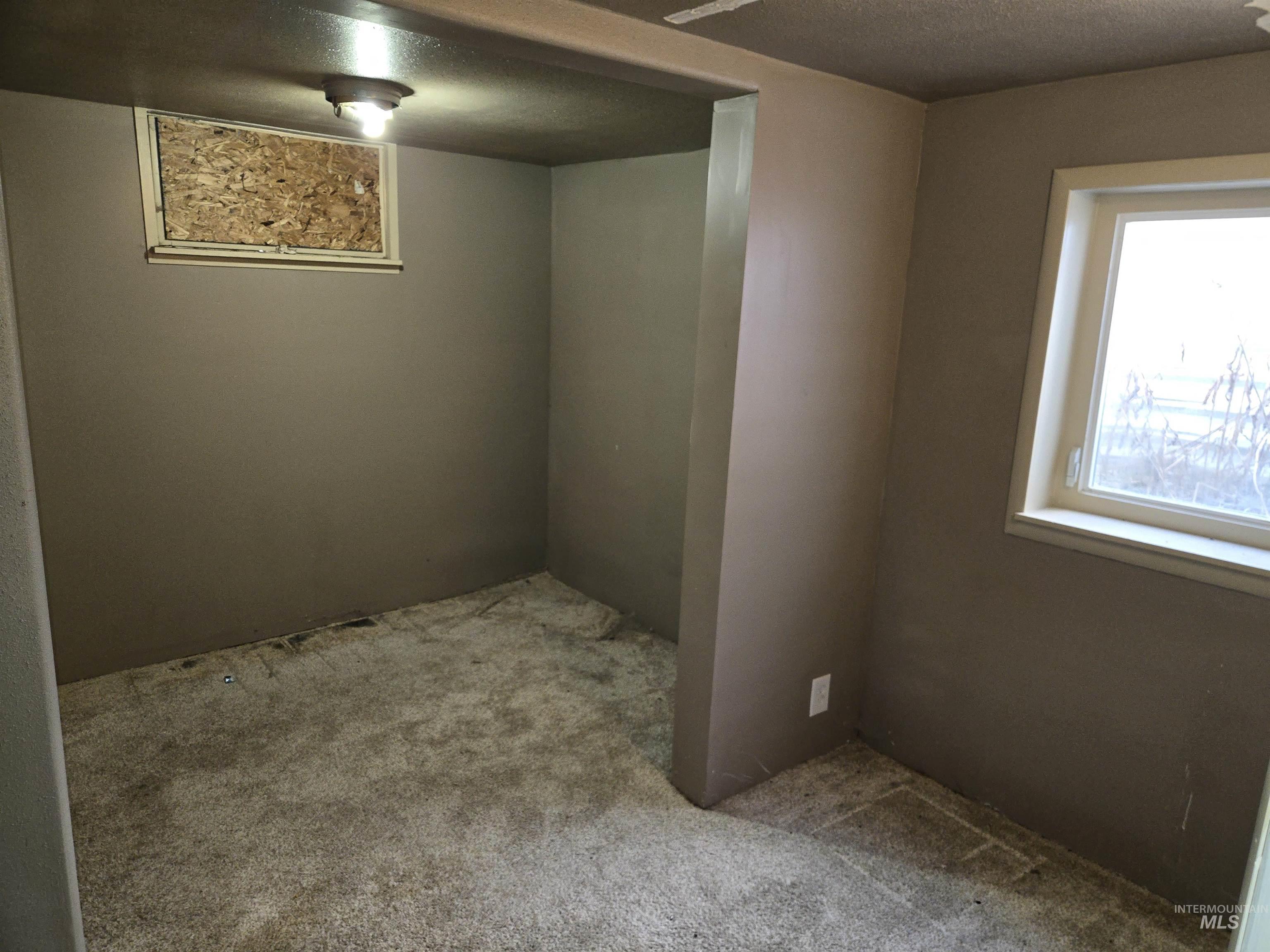 905 Main Street South, Kimberly, Idaho 83341, 3 Bedrooms, 2 Bathrooms, Residential For Sale, Price $241,000,MLS 98978238