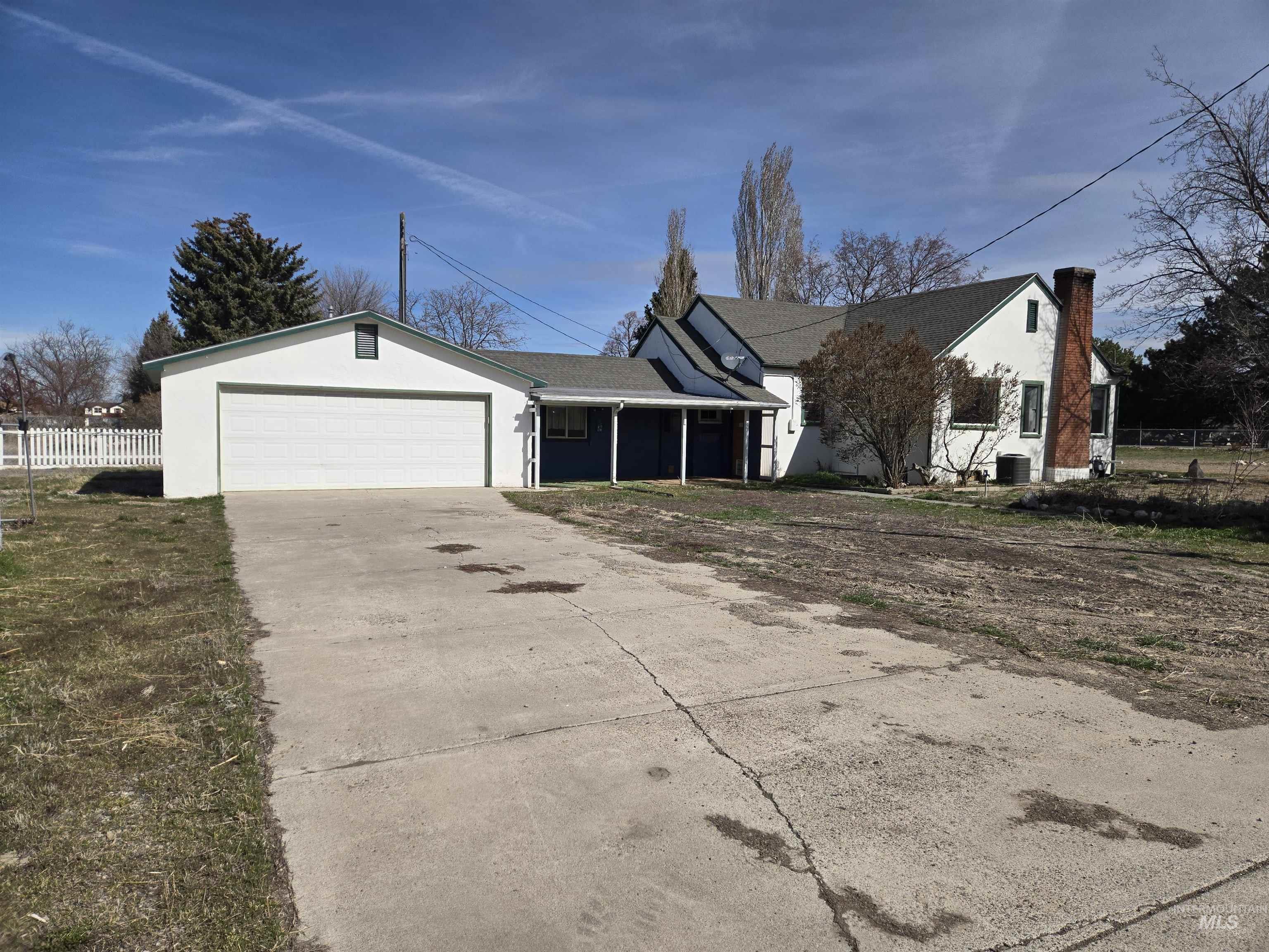 905 Main Street South, Kimberly, Idaho 83341, 3 Bedrooms, 2 Bathrooms, Residential For Sale, Price $241,000,MLS 98978238