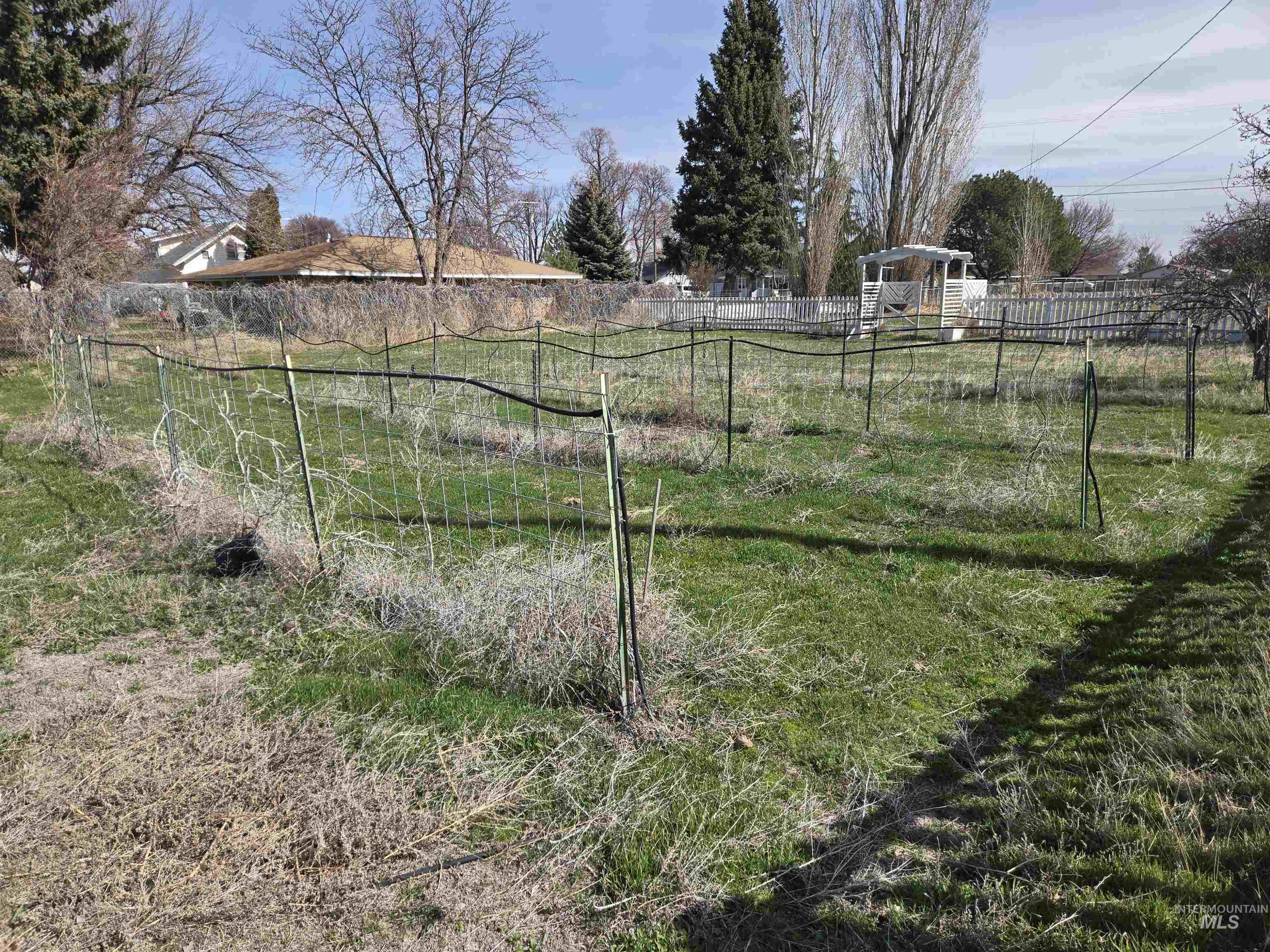 905 Main Street South, Kimberly, Idaho 83341, 3 Bedrooms, 2 Bathrooms, Residential For Sale, Price $241,000,MLS 98978238