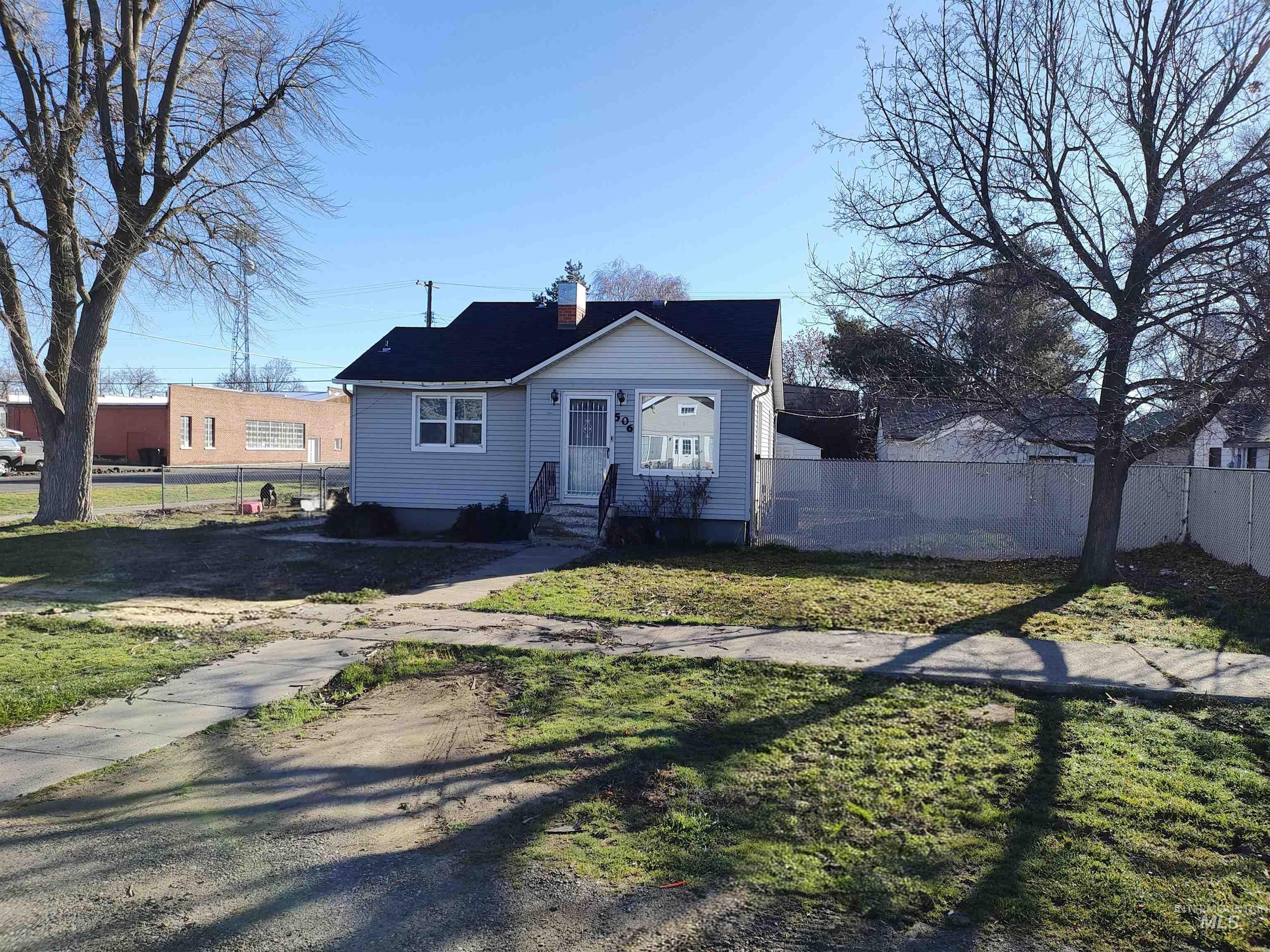 506 California st, Gooding, Idaho 83330, 4 Bedrooms, 2 Bathrooms, Residential For Sale, Price $270,000,MLS 98978239