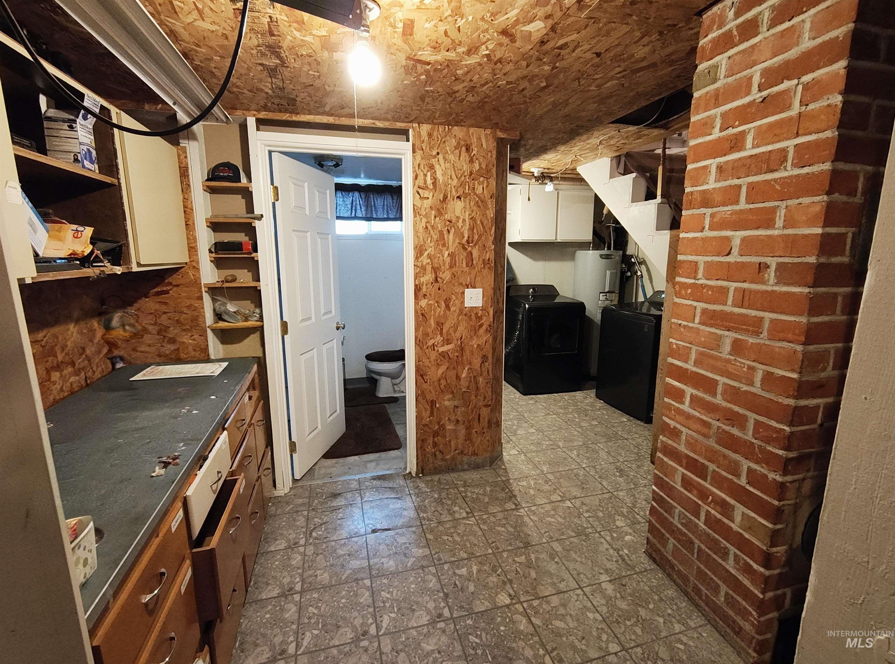 506 California st, Gooding, Idaho 83330, 4 Bedrooms, 2 Bathrooms, Residential For Sale, Price $270,000,MLS 98978239