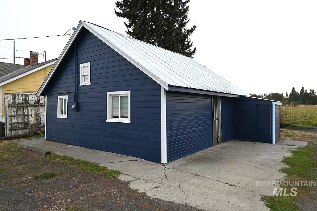 5505 N Hwy 95, Potlatch, Idaho 83855, 2 Bedrooms, 1 Bathroom, Residential Income For Sale, Price $859,000,MLS 98978241