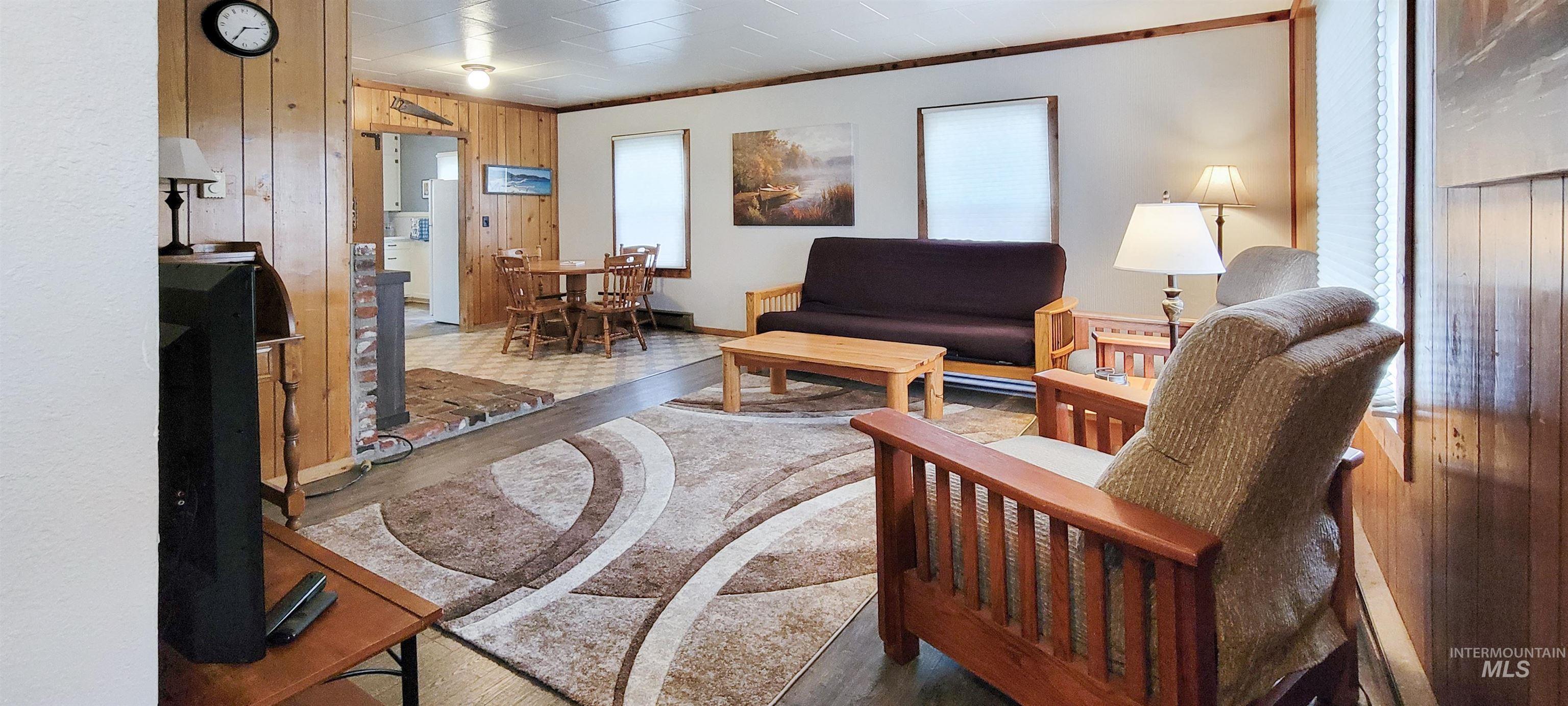 5505 N Hwy 95, Potlatch, Idaho 83855, 2 Bedrooms, 1 Bathroom, Residential Income For Sale, Price $859,000,MLS 98978241