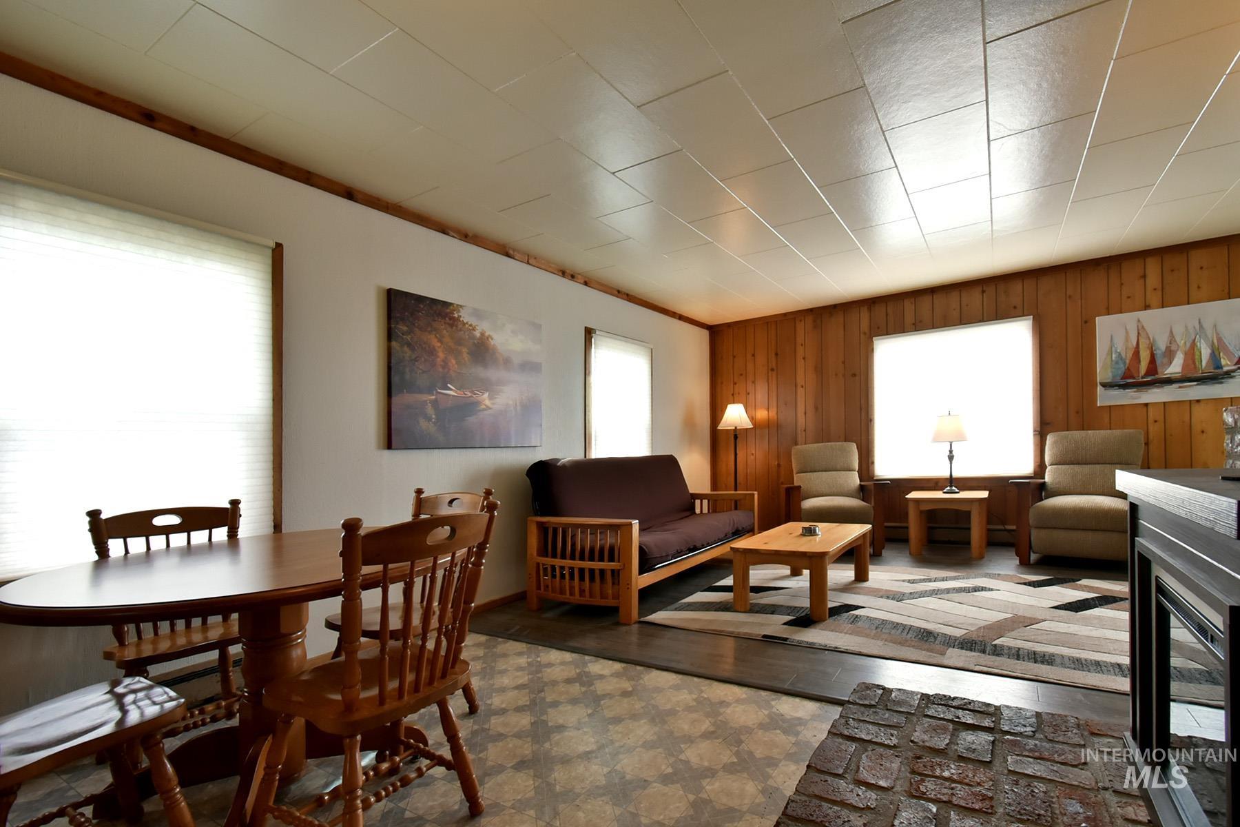 5505 N Hwy 95, Potlatch, Idaho 83855, 2 Bedrooms, 1 Bathroom, Residential Income For Sale, Price $859,000,MLS 98978241