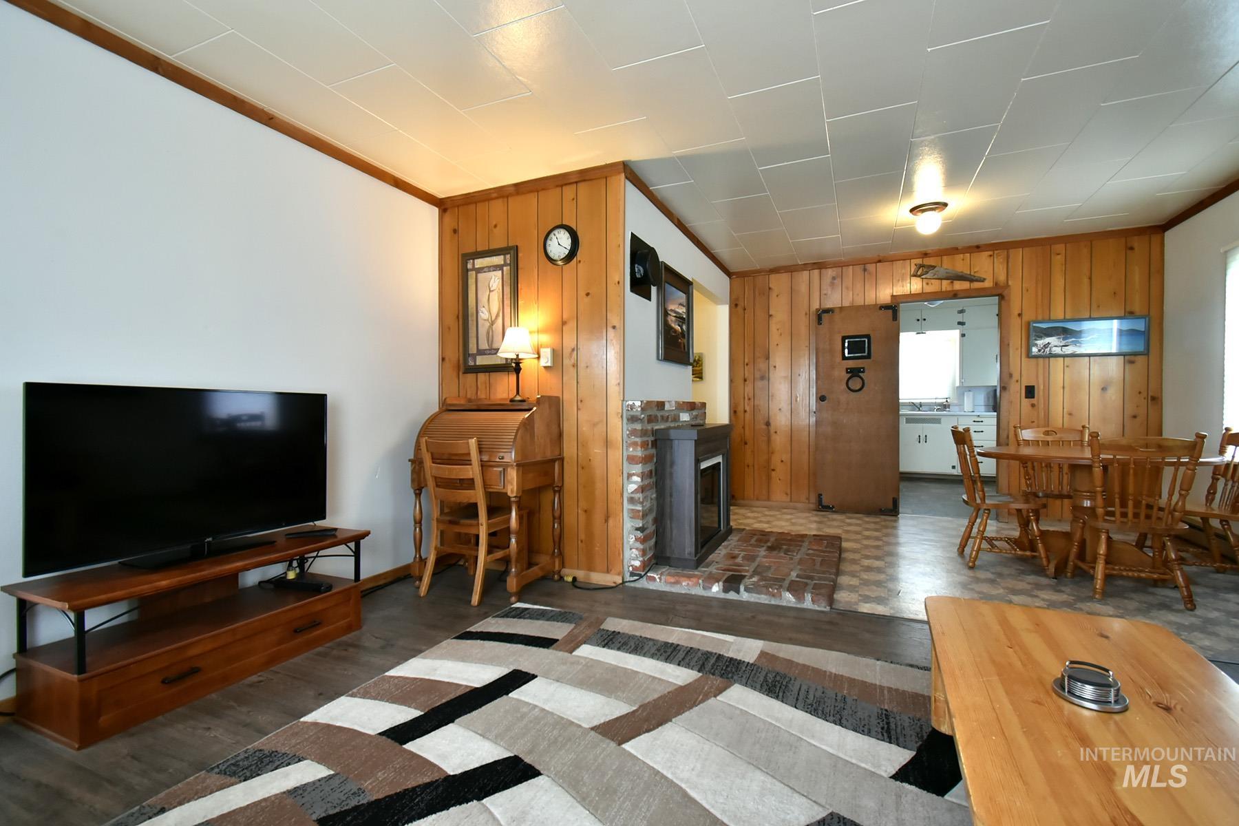 5505 N Hwy 95, Potlatch, Idaho 83855, 2 Bedrooms, 1 Bathroom, Residential Income For Sale, Price $859,000,MLS 98978241