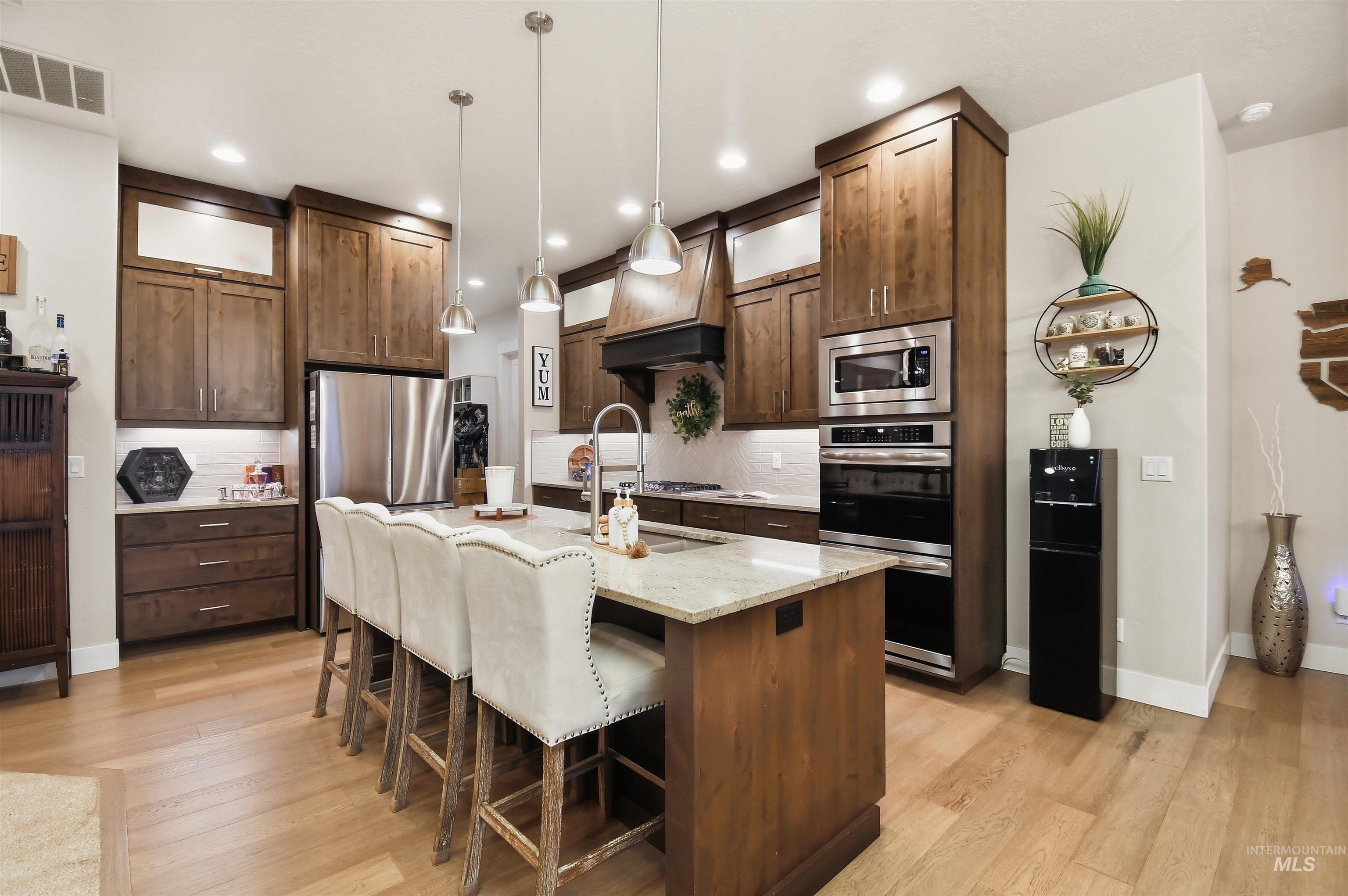 12174 W Lacerta Street, Star, Idaho 83669, 4 Bedrooms, 3.5 Bathrooms, Residential For Sale, Price $999,999, 98978242