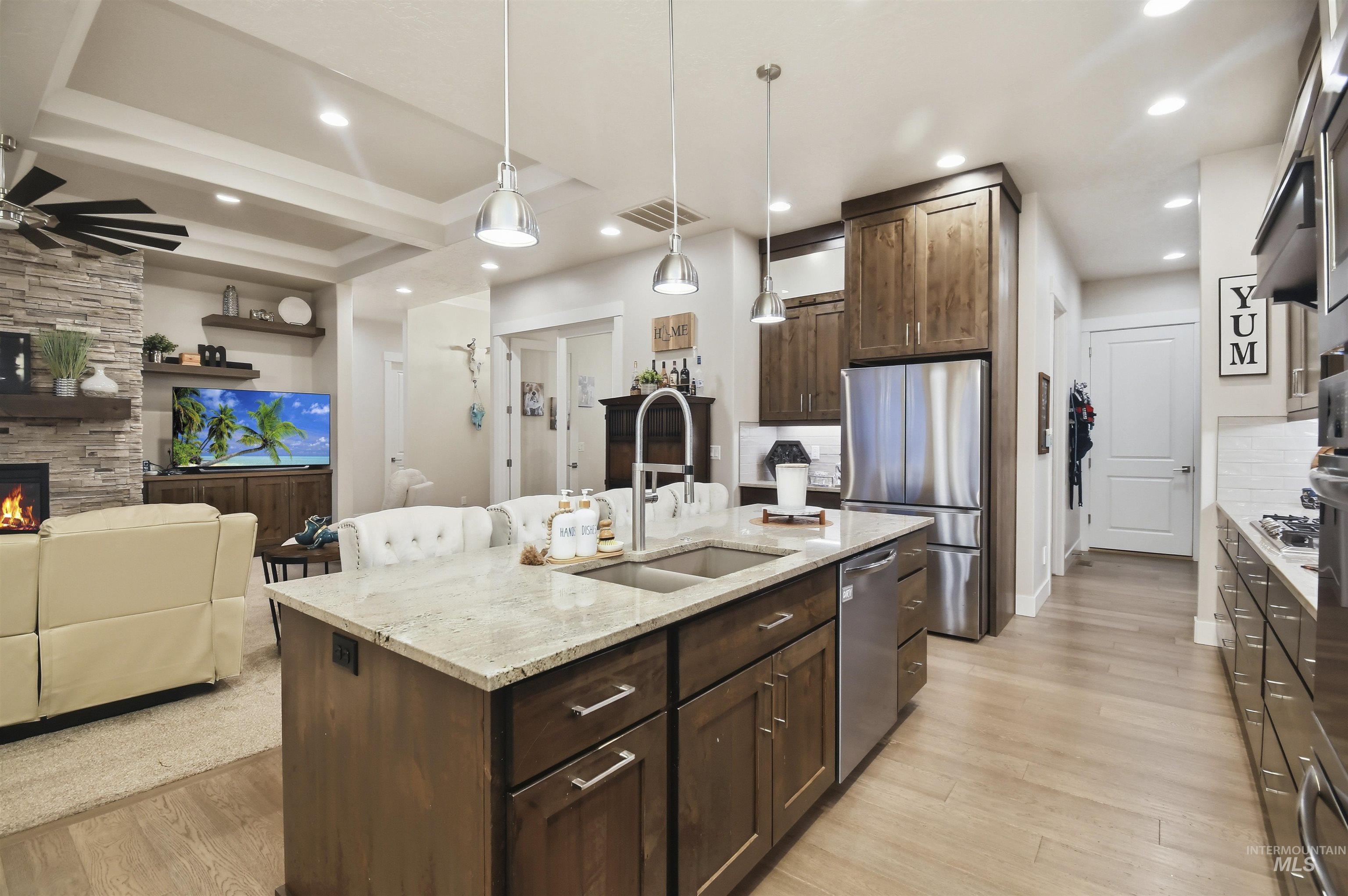 12174 W Lacerta Street, Star, Idaho 83669, 4 Bedrooms, 3.5 Bathrooms, Residential For Sale, Price $999,999,MLS 98978242