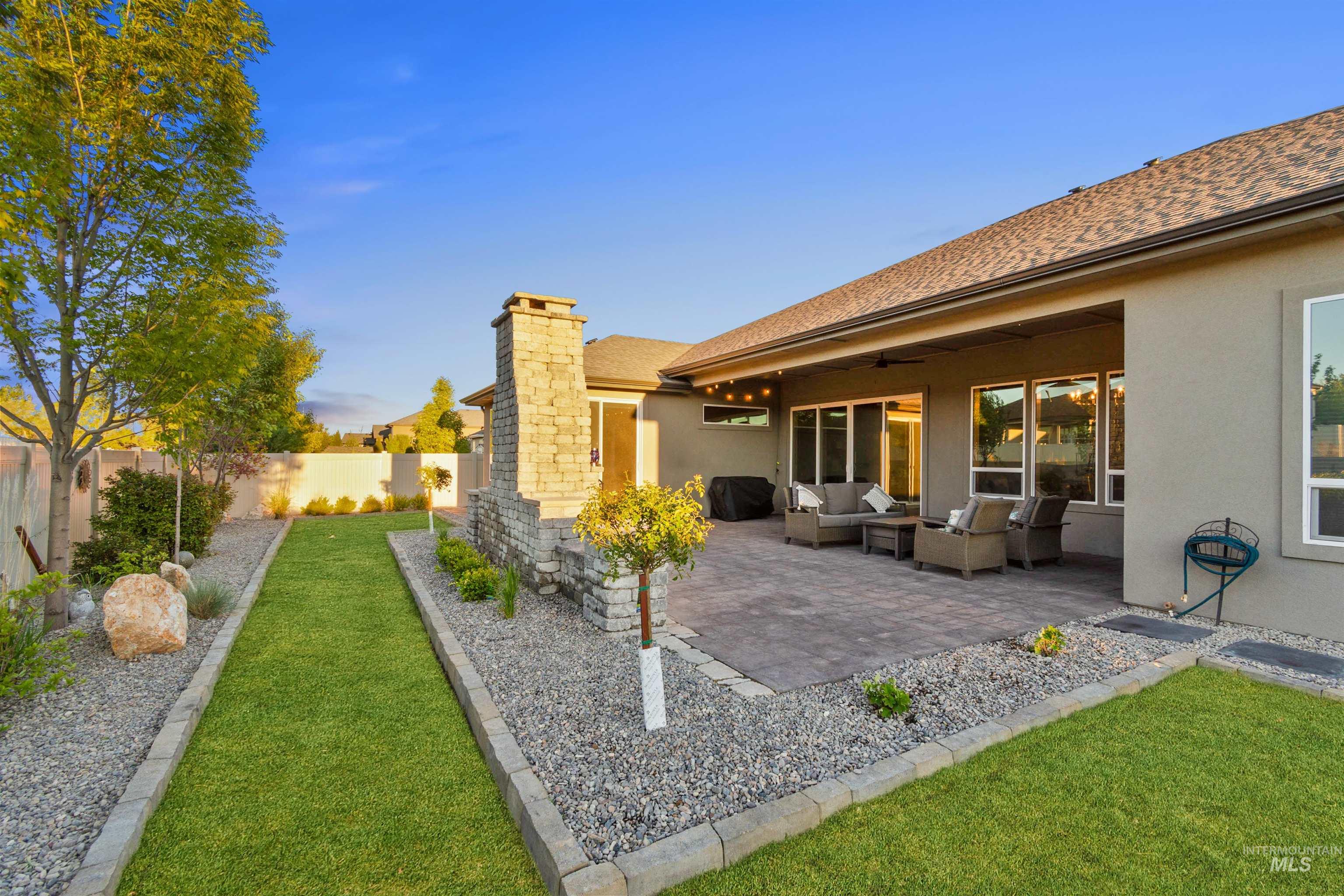 12174 W Lacerta Street, Star, Idaho 83669, 4 Bedrooms, 3.5 Bathrooms, Residential For Sale, Price $999,999,MLS 98978242