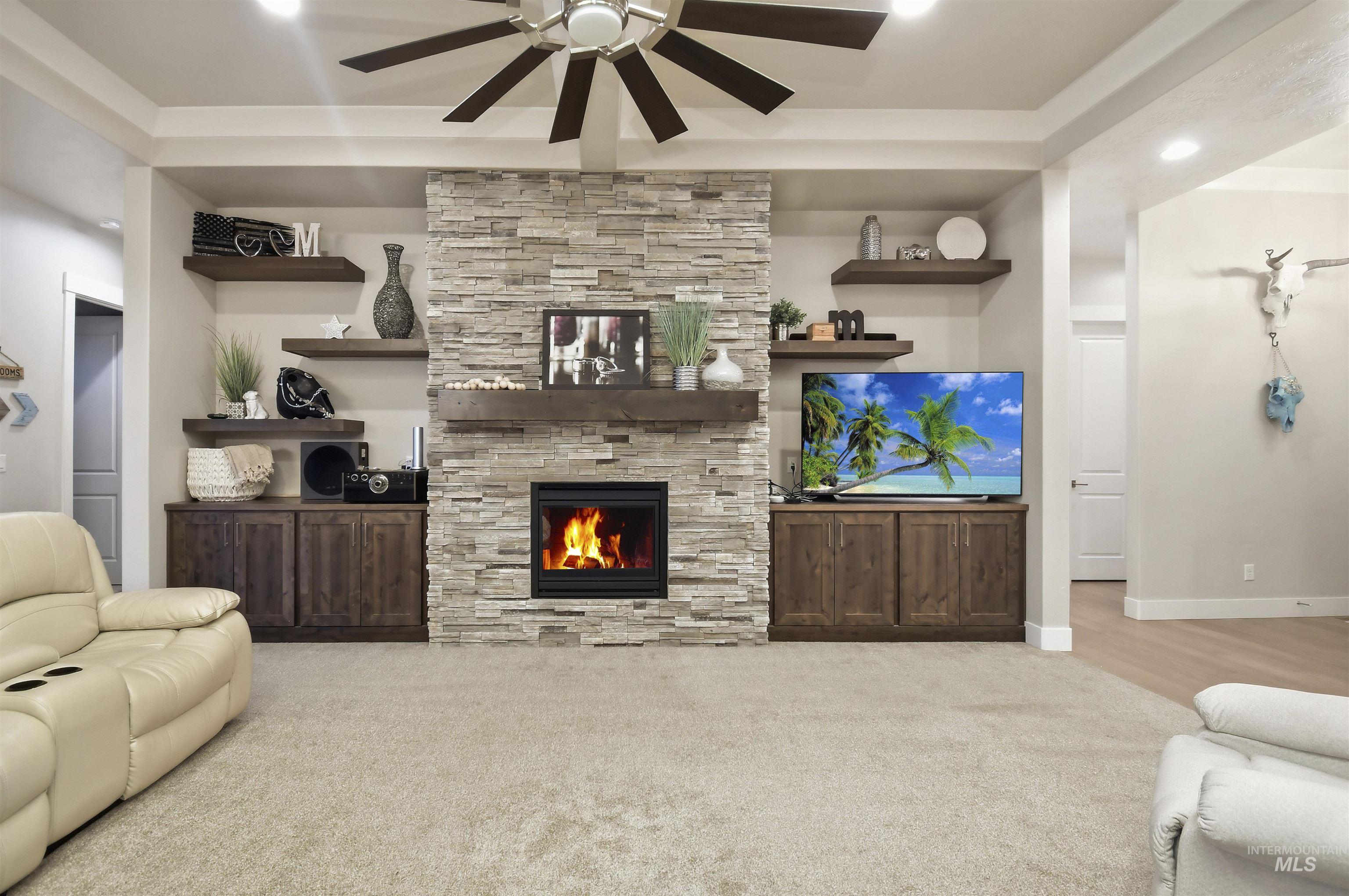 12174 W Lacerta Street, Star, Idaho 83669, 4 Bedrooms, 3.5 Bathrooms, Residential For Sale, Price $999,999, 98978242