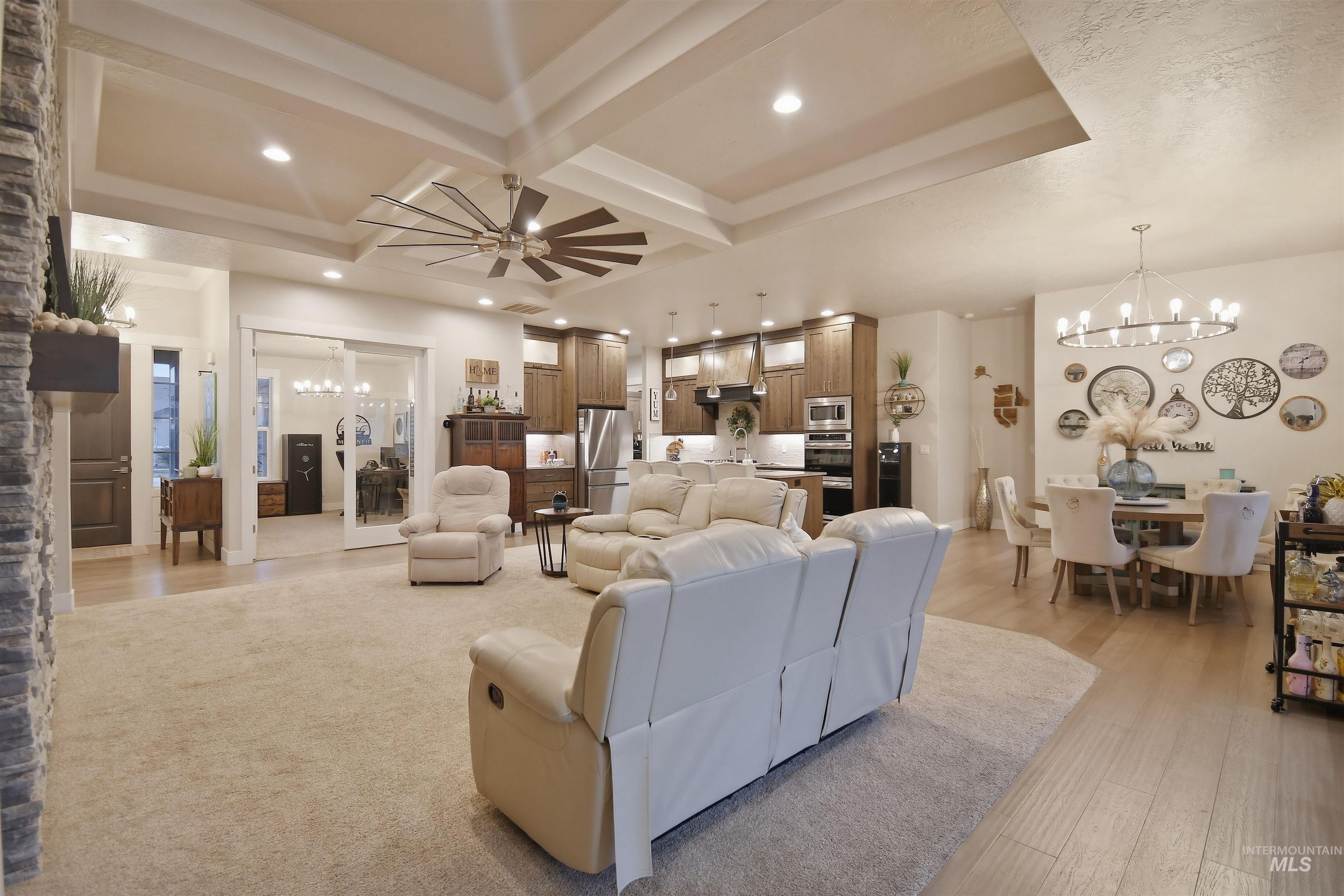 12174 W Lacerta Street, Star, Idaho 83669, 4 Bedrooms, 3.5 Bathrooms, Residential For Sale, Price $999,999,MLS 98978242