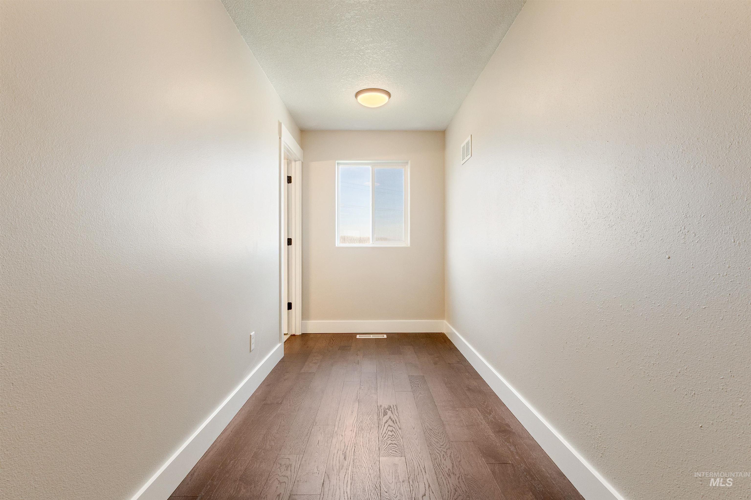 17530 Beet Rd., Caldwell, Idaho 83607, 4 Bedrooms, 2 Bathrooms, Residential For Sale, Price $734,900,MLS 98978243