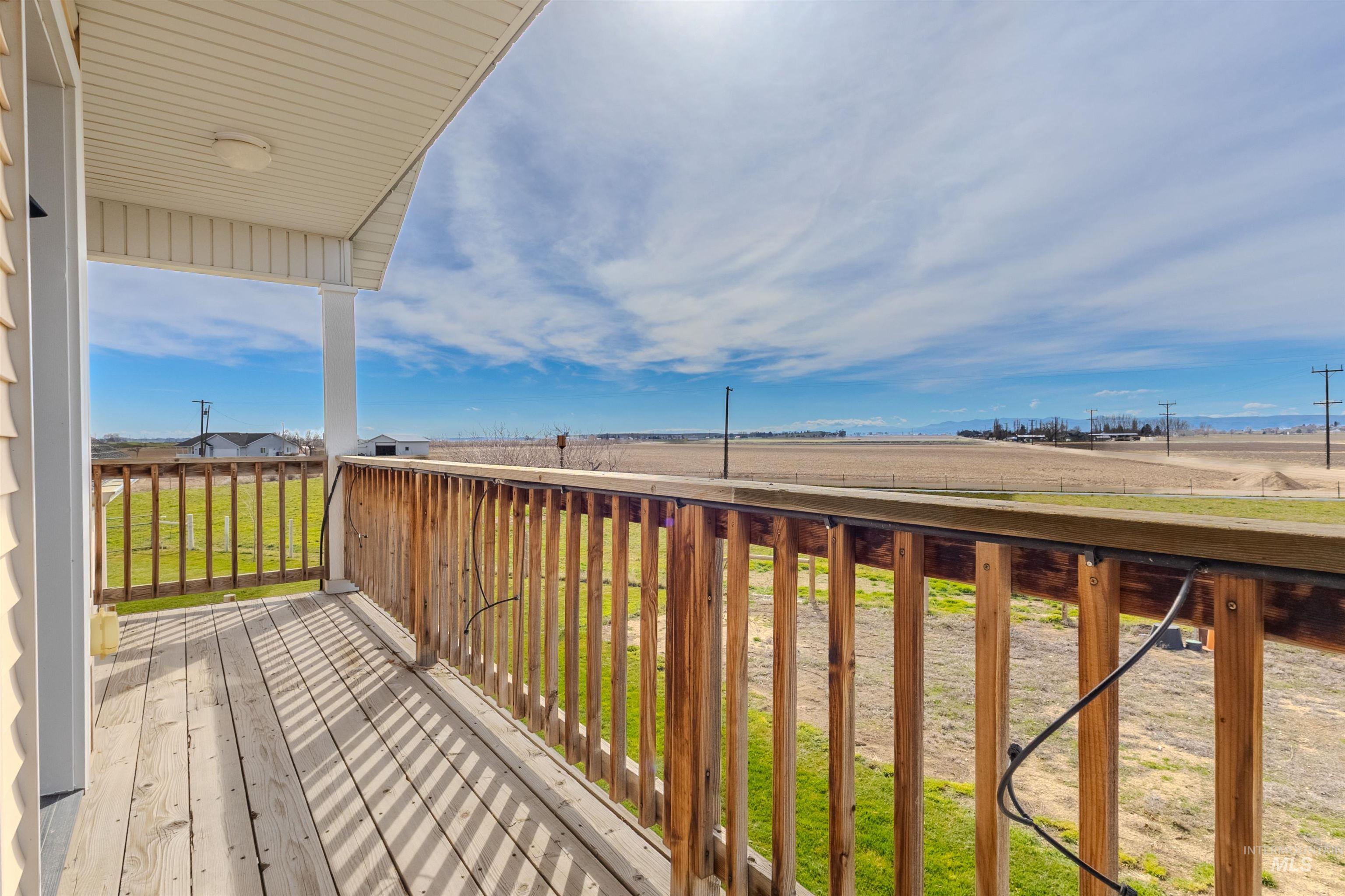 17530 Beet Rd., Caldwell, Idaho 83607, 4 Bedrooms, 2 Bathrooms, Residential For Sale, Price $734,900,MLS 98978243