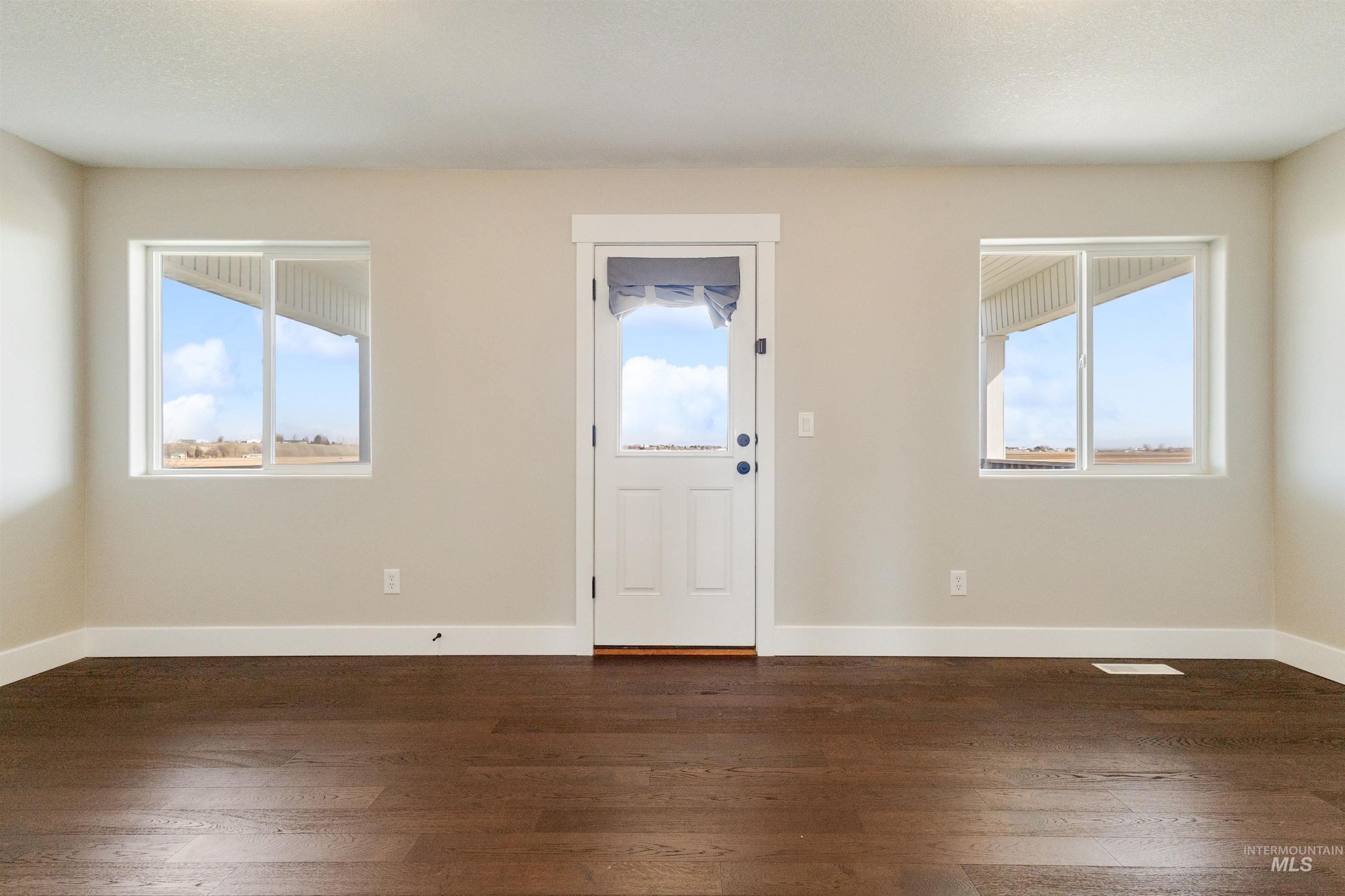 17530 Beet Rd., Caldwell, Idaho 83607, 4 Bedrooms, 2 Bathrooms, Residential For Sale, Price $734,900,MLS 98978243