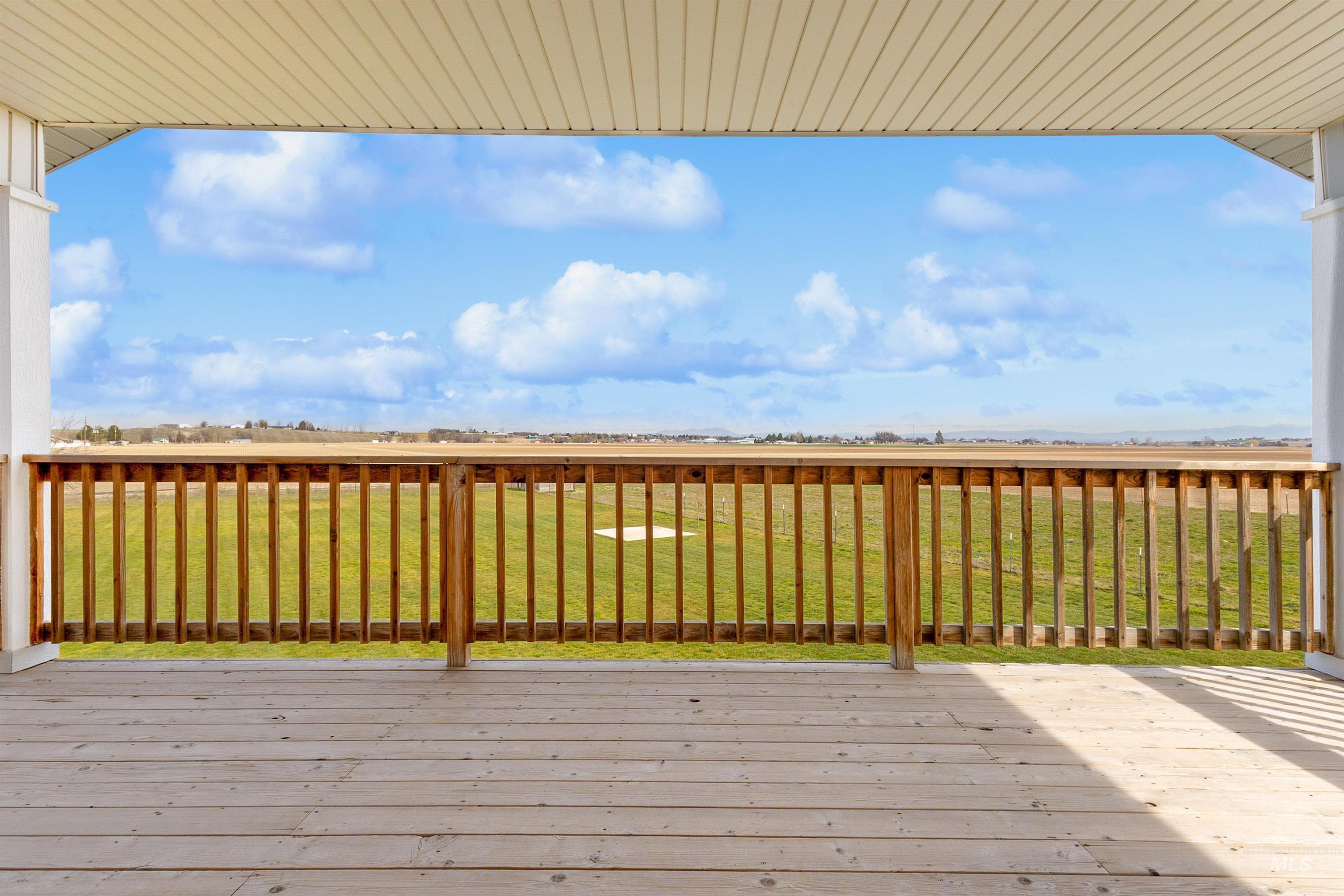 17530 Beet Rd., Caldwell, Idaho 83607, 4 Bedrooms, 2 Bathrooms, Residential For Sale, Price $734,900,MLS 98978243