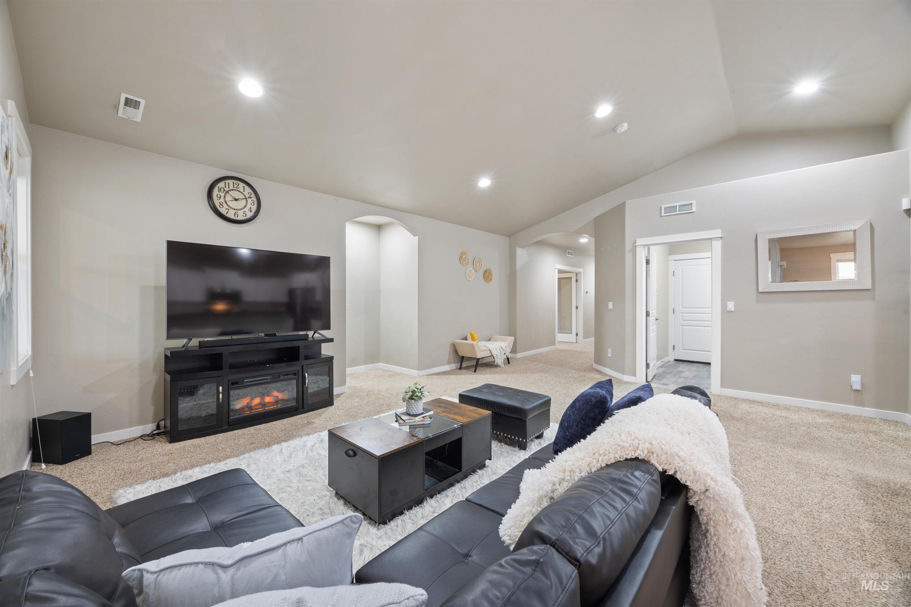 12310 W Azure St, Boise, Idaho 83713, 4 Bedrooms, 2 Bathrooms, Residential For Sale, Price $508,000,MLS 98978244