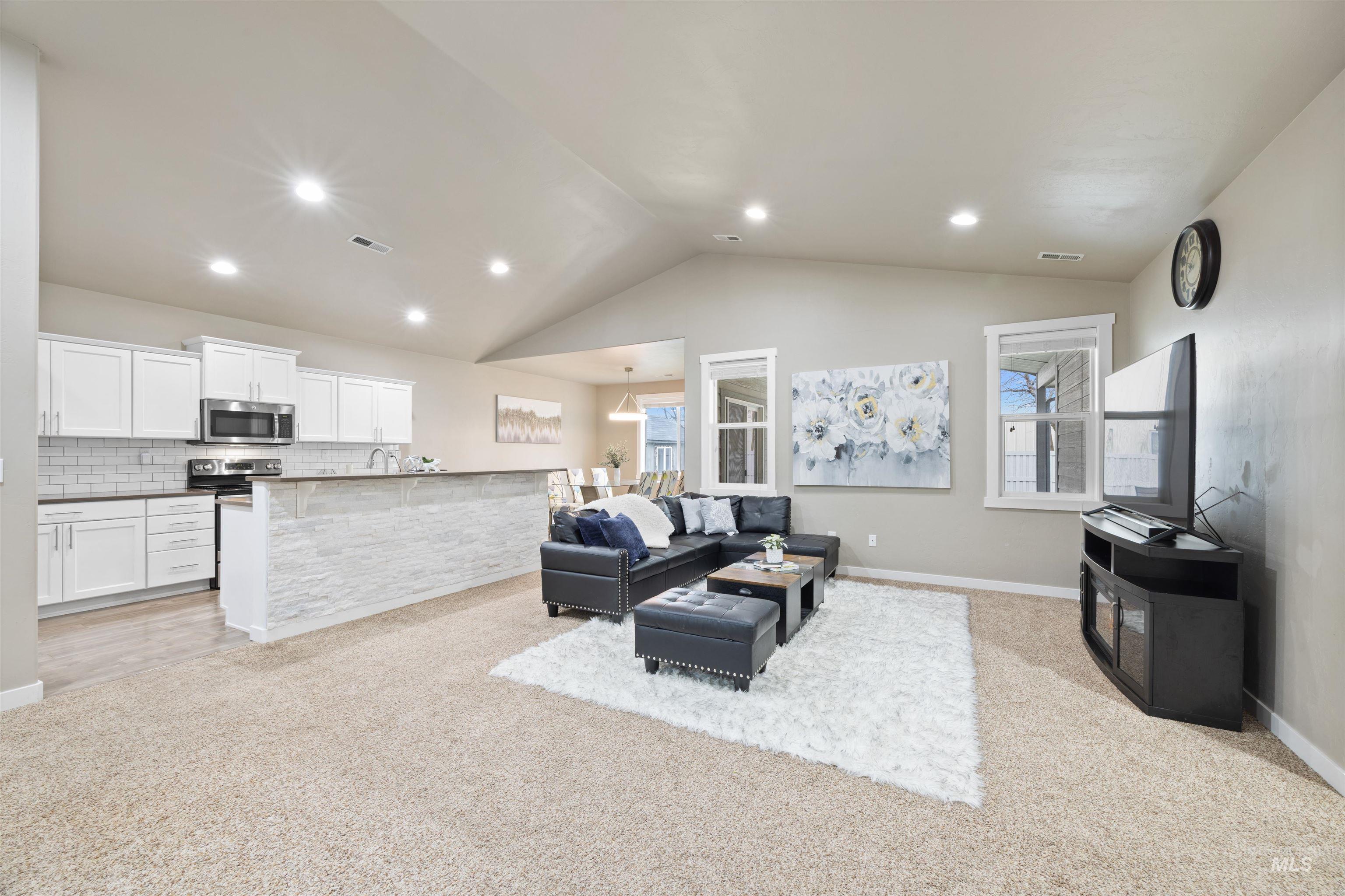 12310 W Azure St, Boise, Idaho 83713, 4 Bedrooms, 2 Bathrooms, Residential For Sale, Price $508,000,MLS 98978244