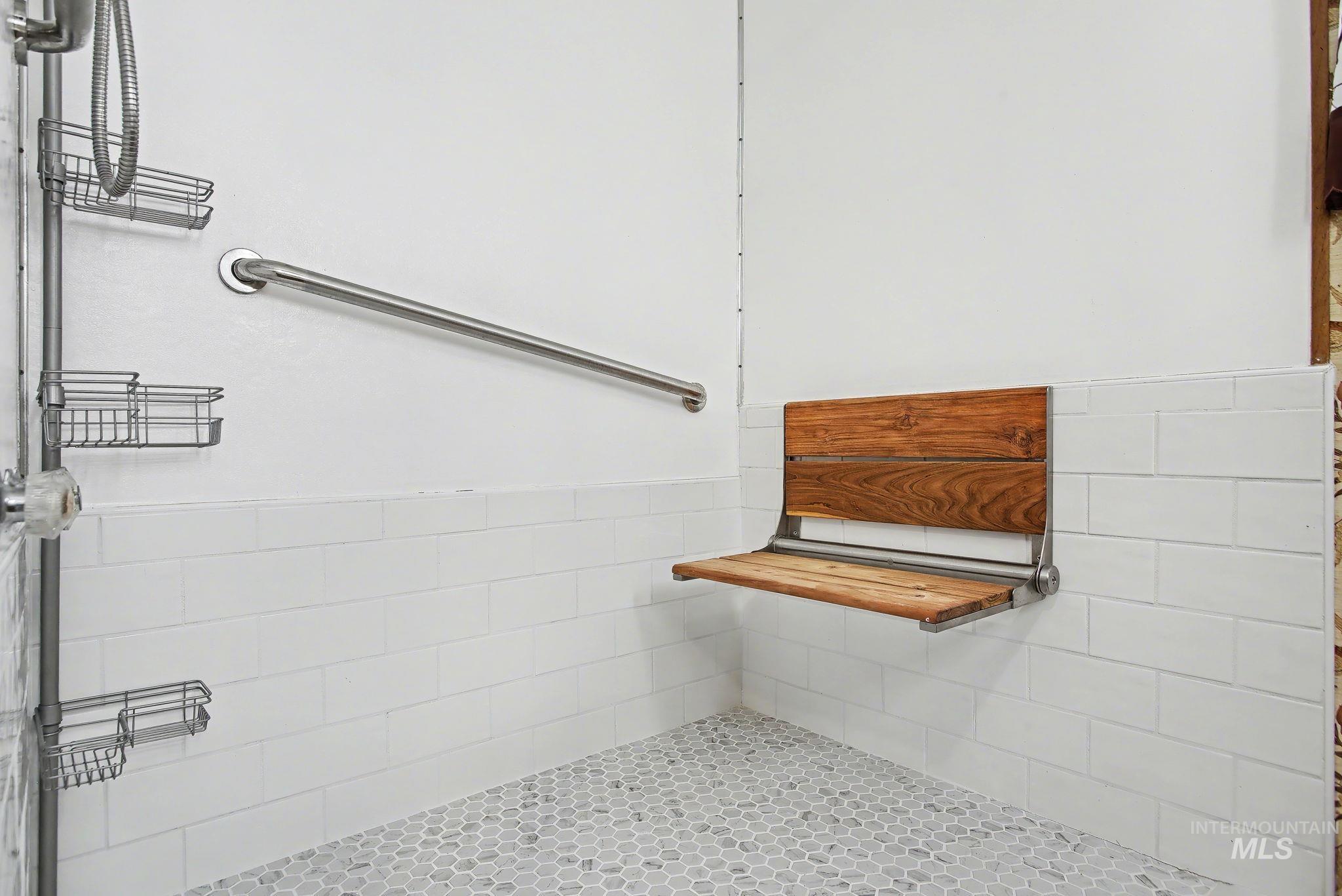 631 Preston Ave, Lewiston, Idaho 83501, 3 Bedrooms, 1.5 Bathrooms, Residential For Sale, Price $30,500,MLS 98978245