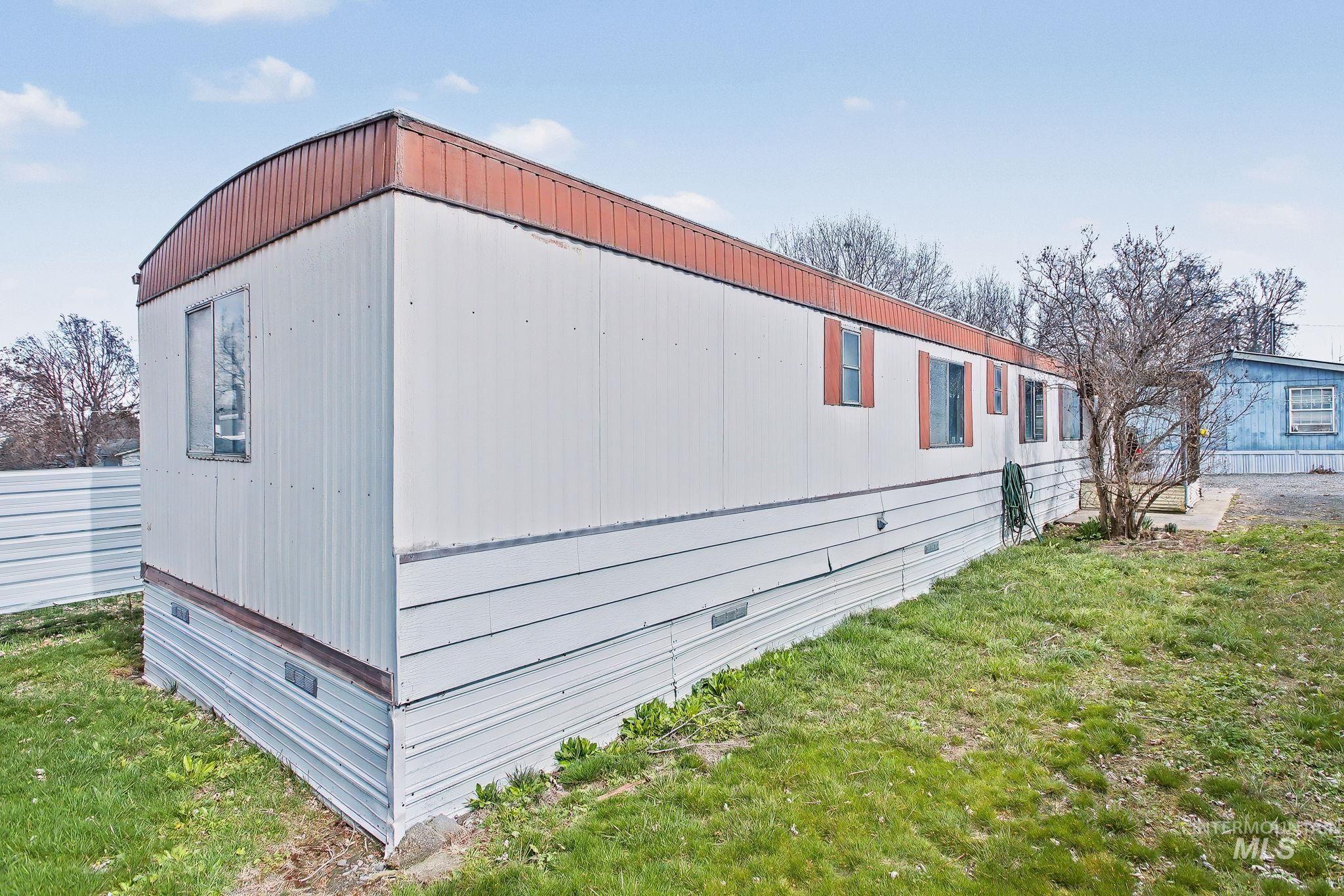 631 Preston Ave, Lewiston, Idaho 83501, 3 Bedrooms, 1.5 Bathrooms, Residential For Sale, Price $30,500,MLS 98978245