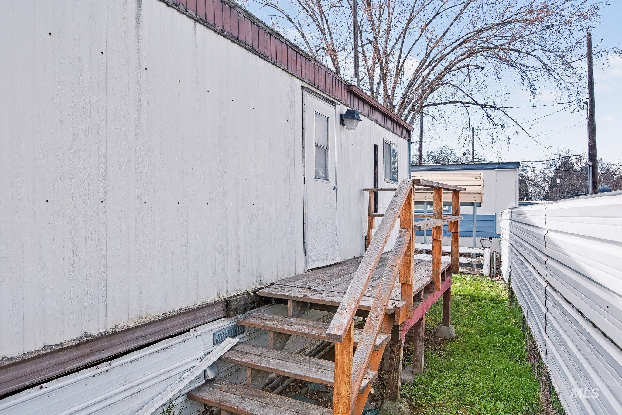 631 Preston Ave, Lewiston, Idaho 83501, 3 Bedrooms, 1.5 Bathrooms, Residential For Sale, Price $30,500,MLS 98978245