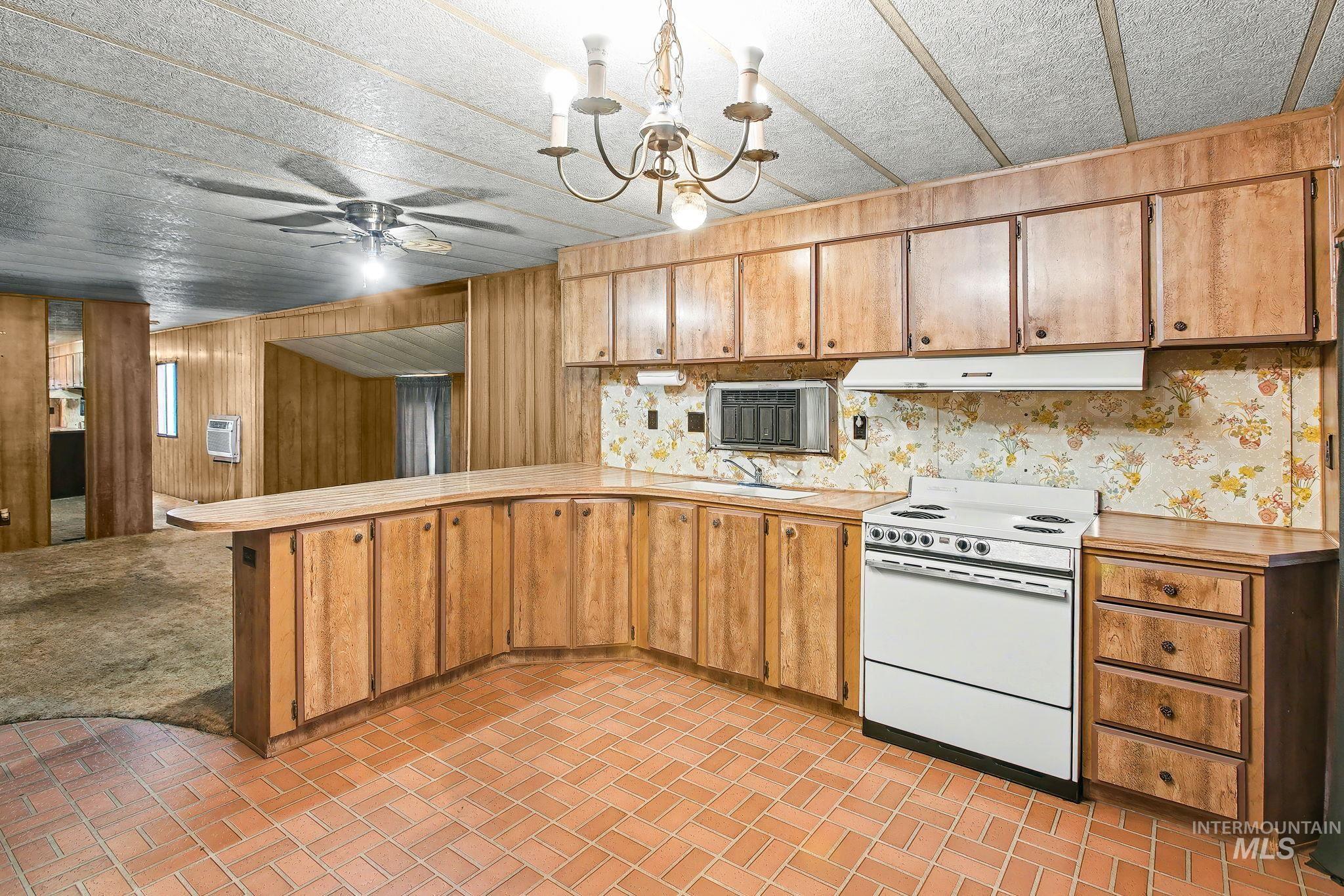 631 Preston Ave, Lewiston, Idaho 83501, 3 Bedrooms, 1.5 Bathrooms, Residential For Sale, Price $30,500,MLS 98978245