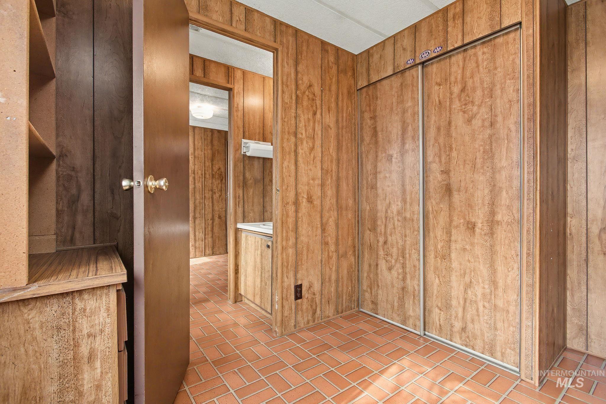 631 Preston Ave, Lewiston, Idaho 83501, 3 Bedrooms, 1.5 Bathrooms, Residential For Sale, Price $30,500,MLS 98978245