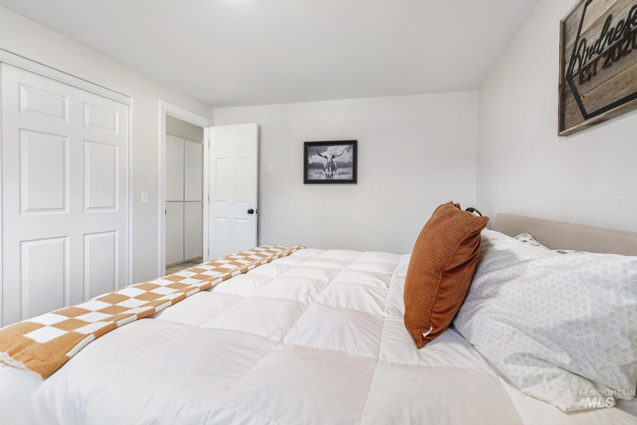 1149 Blake Street N, Twin Falls, Idaho 83301, 4 Bedrooms, 3 Bathrooms, Residential For Sale, Price $459,900,MLS 98978246