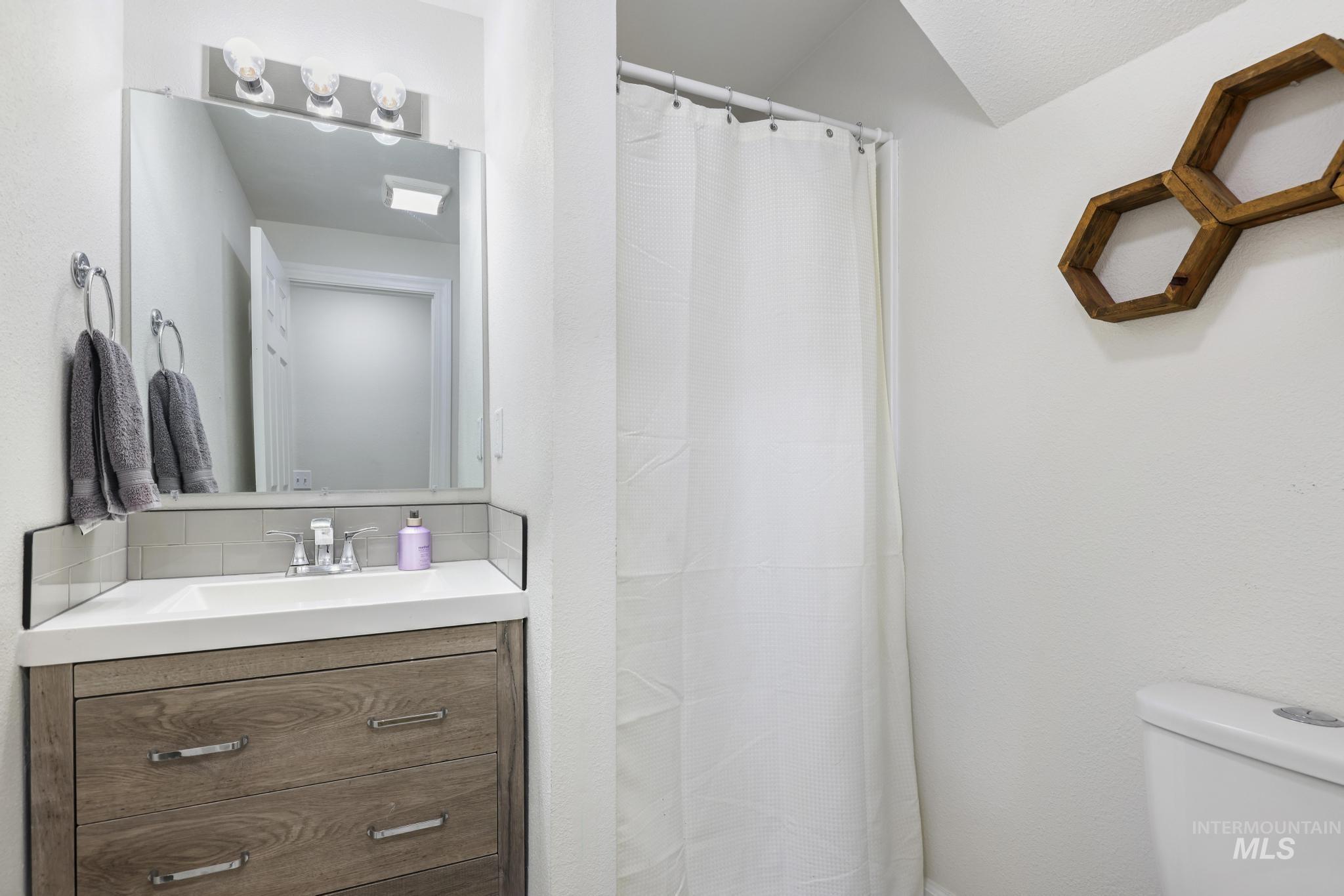 1149 Blake Street N, Twin Falls, Idaho 83301, 4 Bedrooms, 3 Bathrooms, Residential For Sale, Price $459,900,MLS 98978246