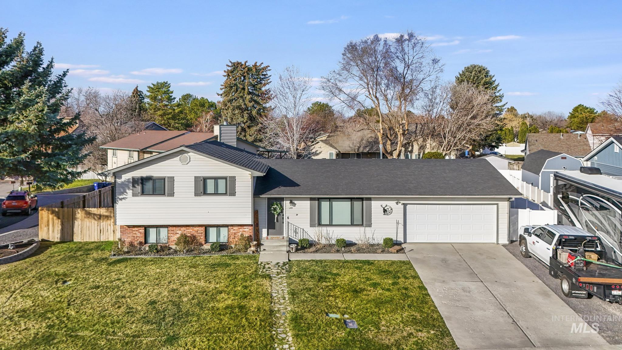 1149 Blake Street N, Twin Falls, Idaho 83301, 4 Bedrooms, 3 Bathrooms, Residential For Sale, Price $459,900,MLS 98978246