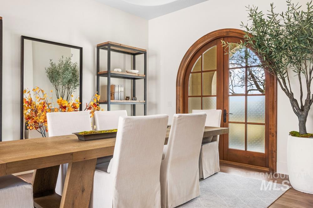 547 E Orion Ct, Boise, Idaho 83702, 5 Bedrooms, 4.5 Bathrooms, Residential For Sale, Price $3,100,000, 98978247