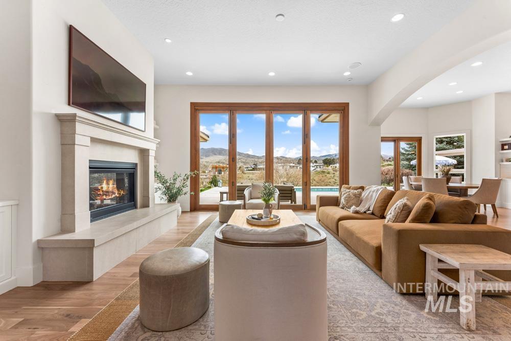 547 E Orion Ct, Boise, Idaho 83702, 5 Bedrooms, 4.5 Bathrooms, Residential For Sale, Price $3,100,000, 98978247