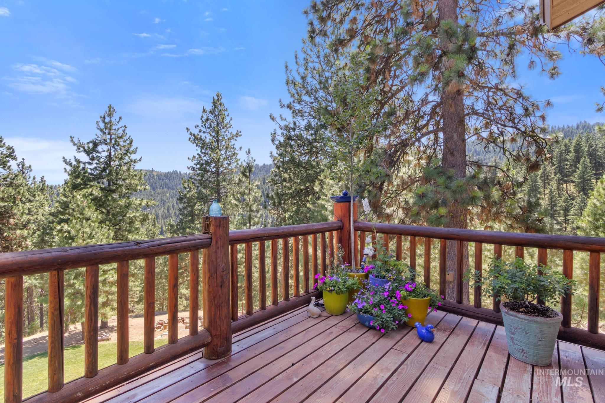 222 Rush Creek Road, Boise, Idaho 83716, 3 Bedrooms, 2.5 Bathrooms, Residential For Sale, Price $799,000,MLS 98978248