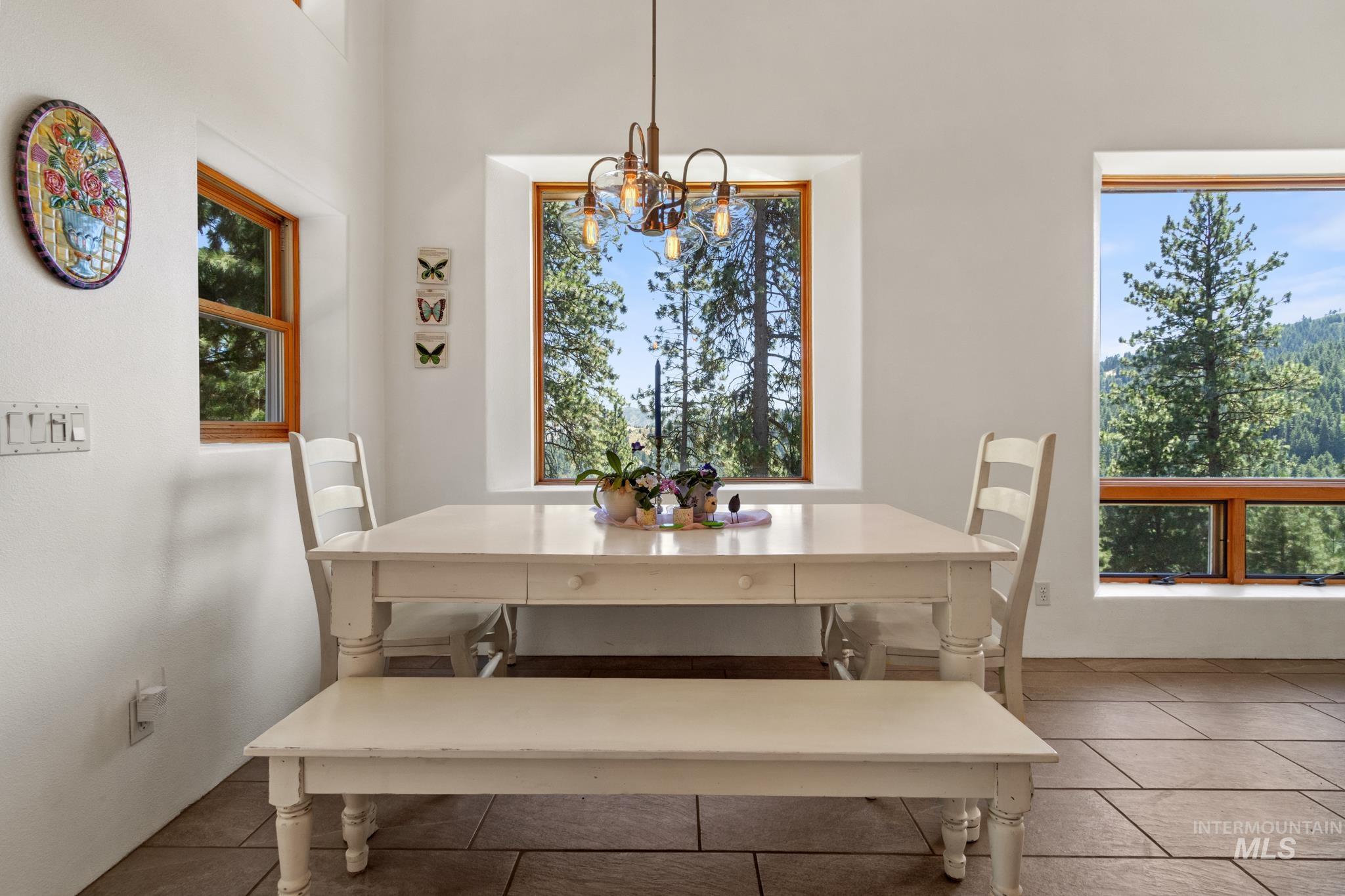 222 Rush Creek Road, Boise, Idaho 83716, 3 Bedrooms, 2.5 Bathrooms, Residential For Sale, Price $799,000,MLS 98978248