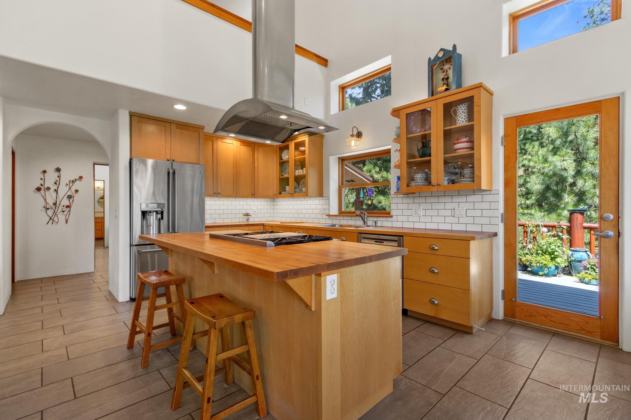 222 Rush Creek Road, Boise, Idaho 83716, 3 Bedrooms, 2.5 Bathrooms, Residential For Sale, Price $799,000,MLS 98978248