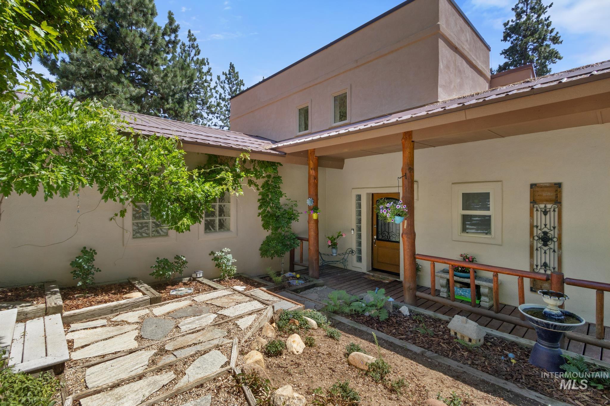 222 Rush Creek Road, Boise, Idaho 83716, 3 Bedrooms, 2.5 Bathrooms, Residential For Sale, Price $799,000,MLS 98978248